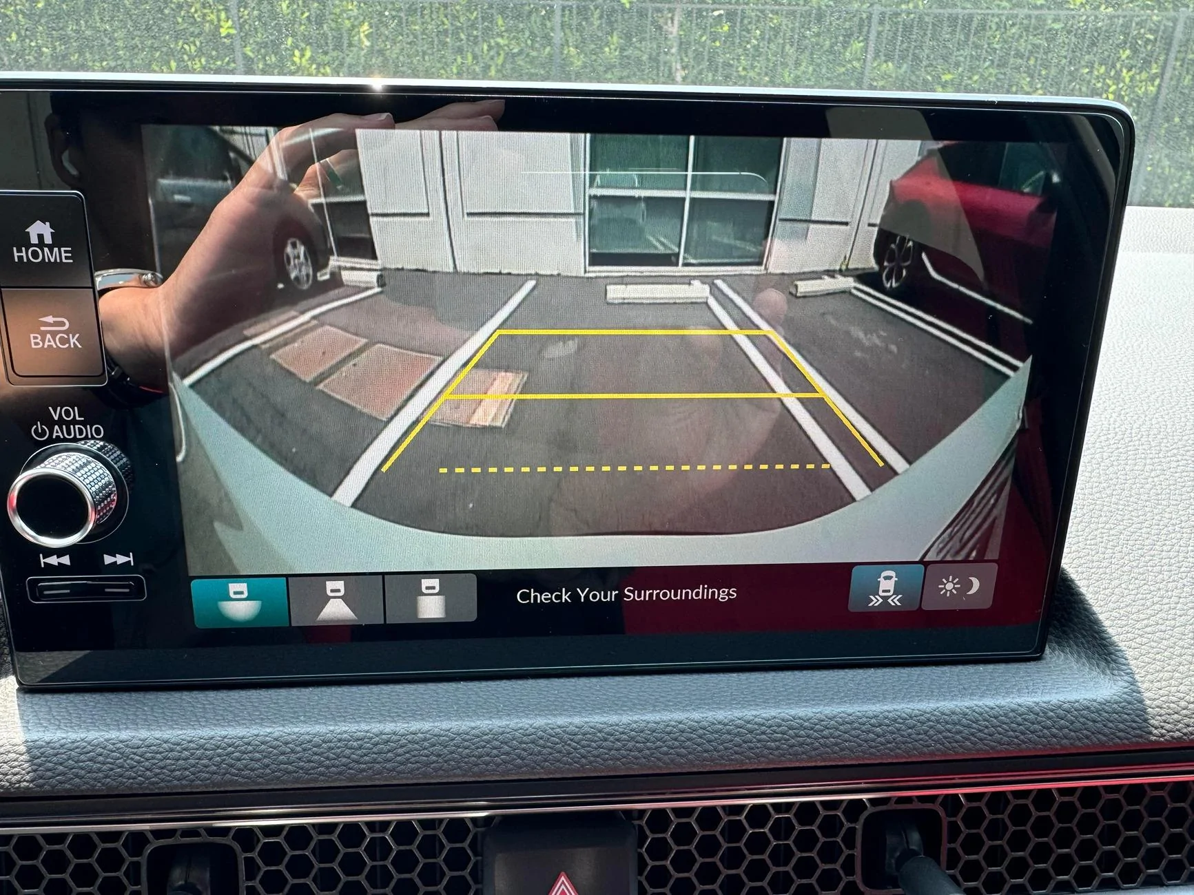 11th Gen Honda Civic Rear camera guide lines not aligned properly? unnamed (2)