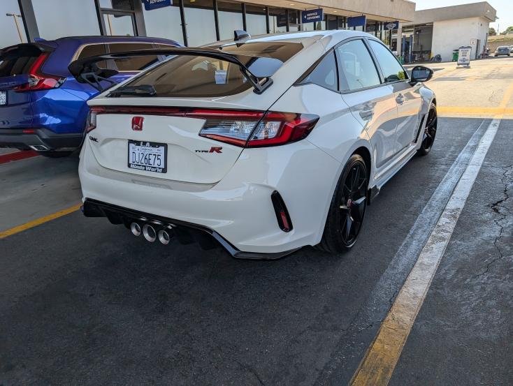 11th Gen Honda Civic Post your FL5 Civic Type R delivery pics! 🙌 📸 PXL_20240721_175607939
