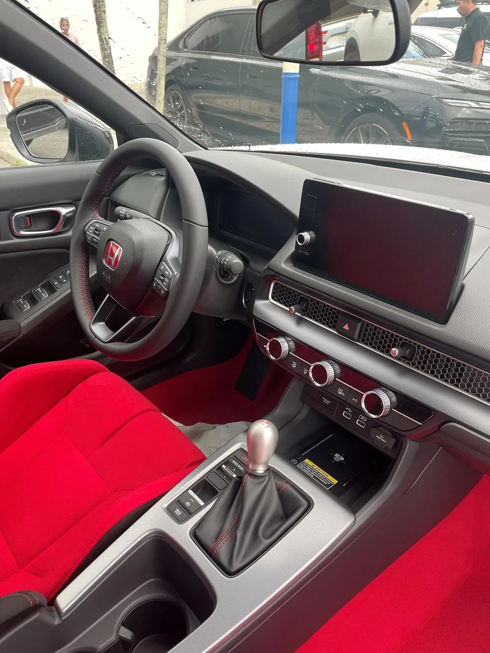 Frontseats.jpg