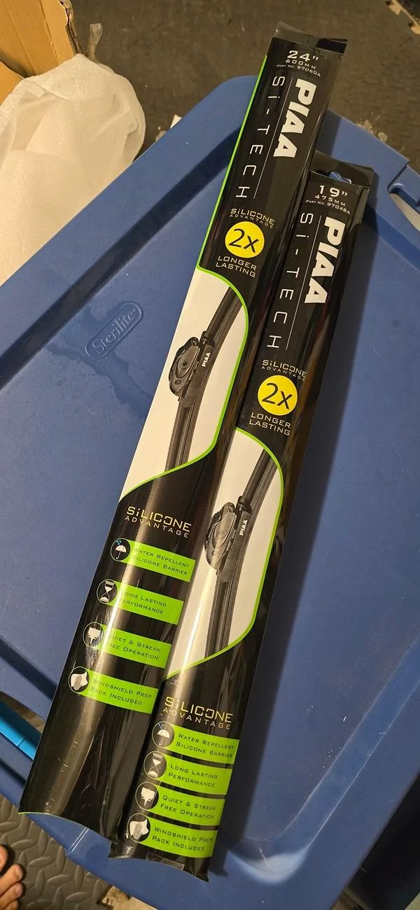 11th Gen Honda Civic Clix Auto Wiperblades... not compatible with 2024 FL5? 20240820_122844