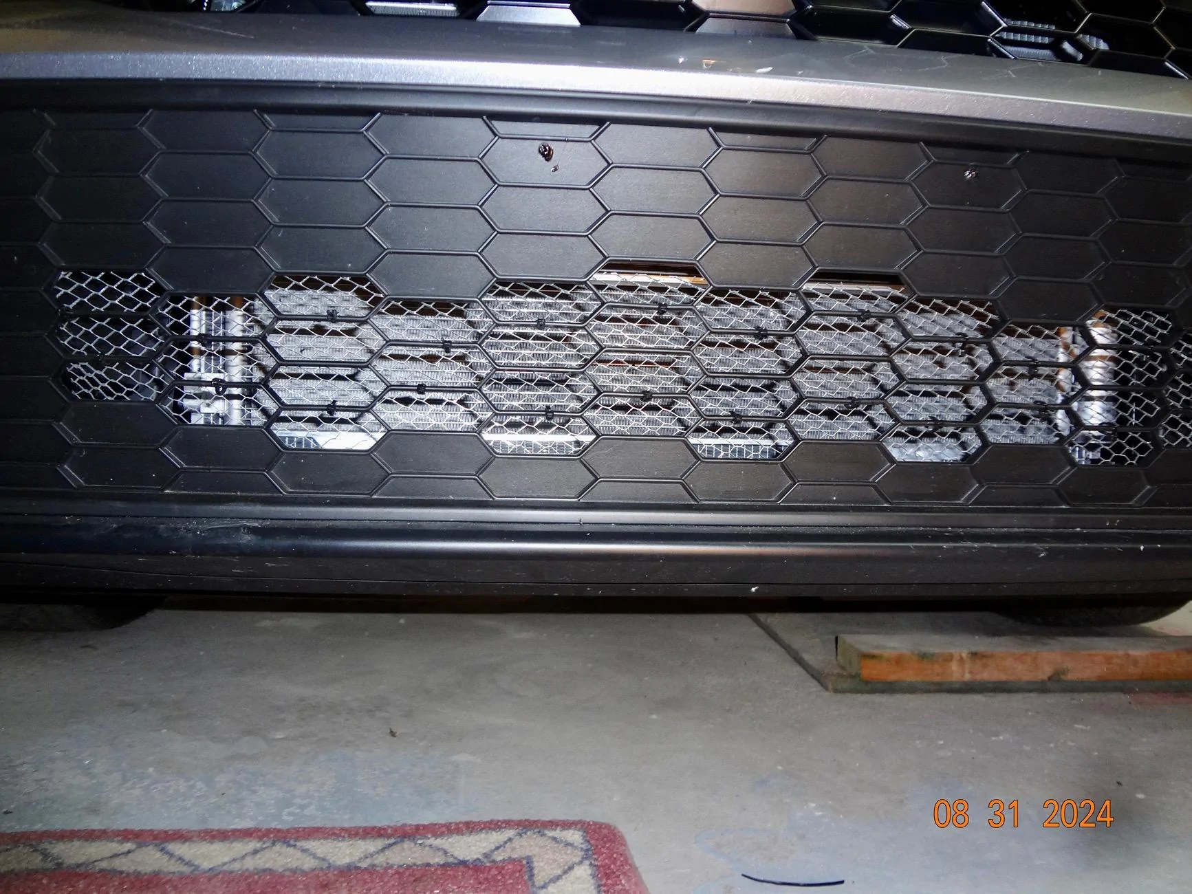 11th Gen Honda Civic Front screen modification ; to protect the condenser tie-rap 