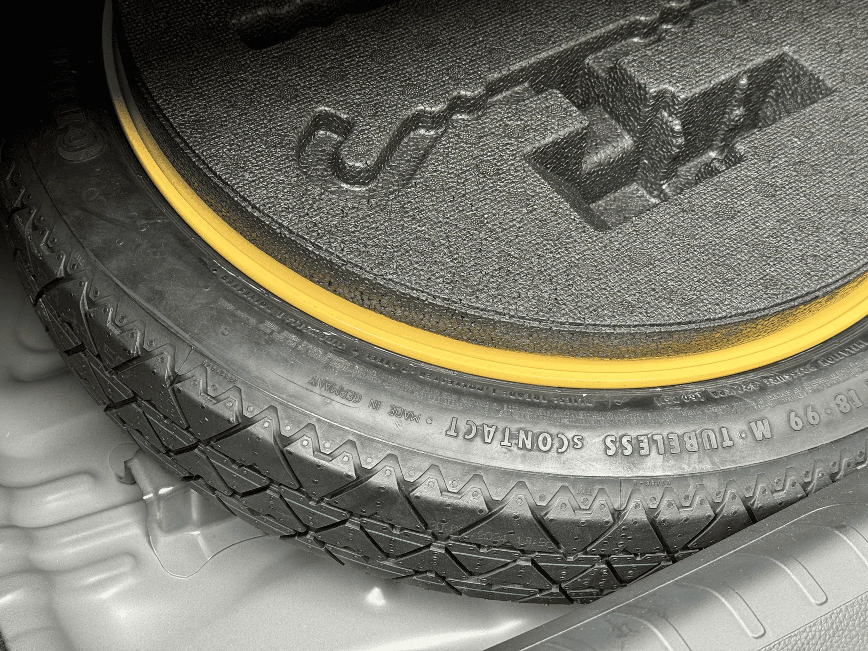11th Gen Honda Civic Installing FK8 Spare Tire Kit in FL5 1725217737978-78