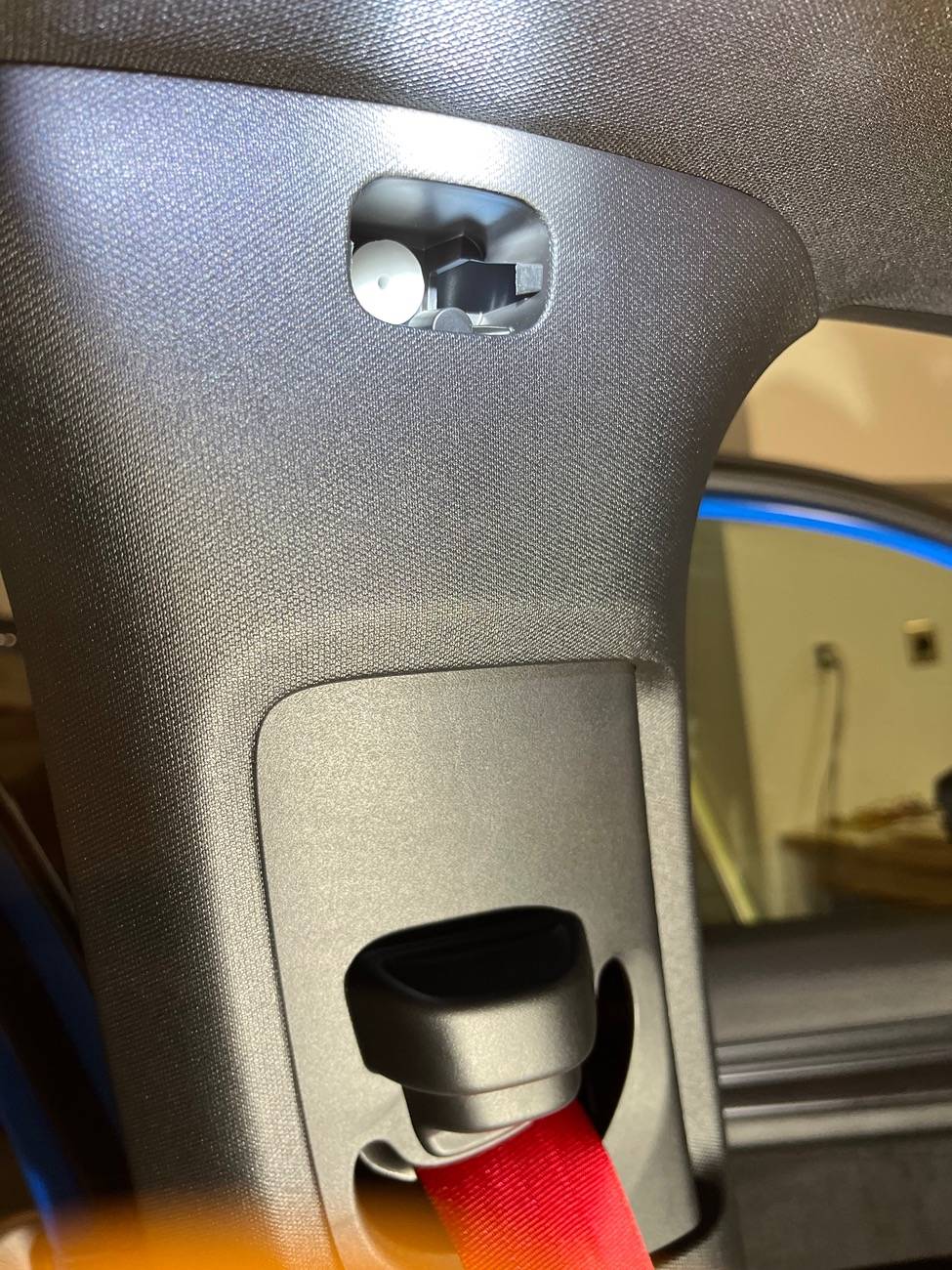 11th Gen Honda Civic Rattle noise from seat belt fastener, drivers side IMG_1740