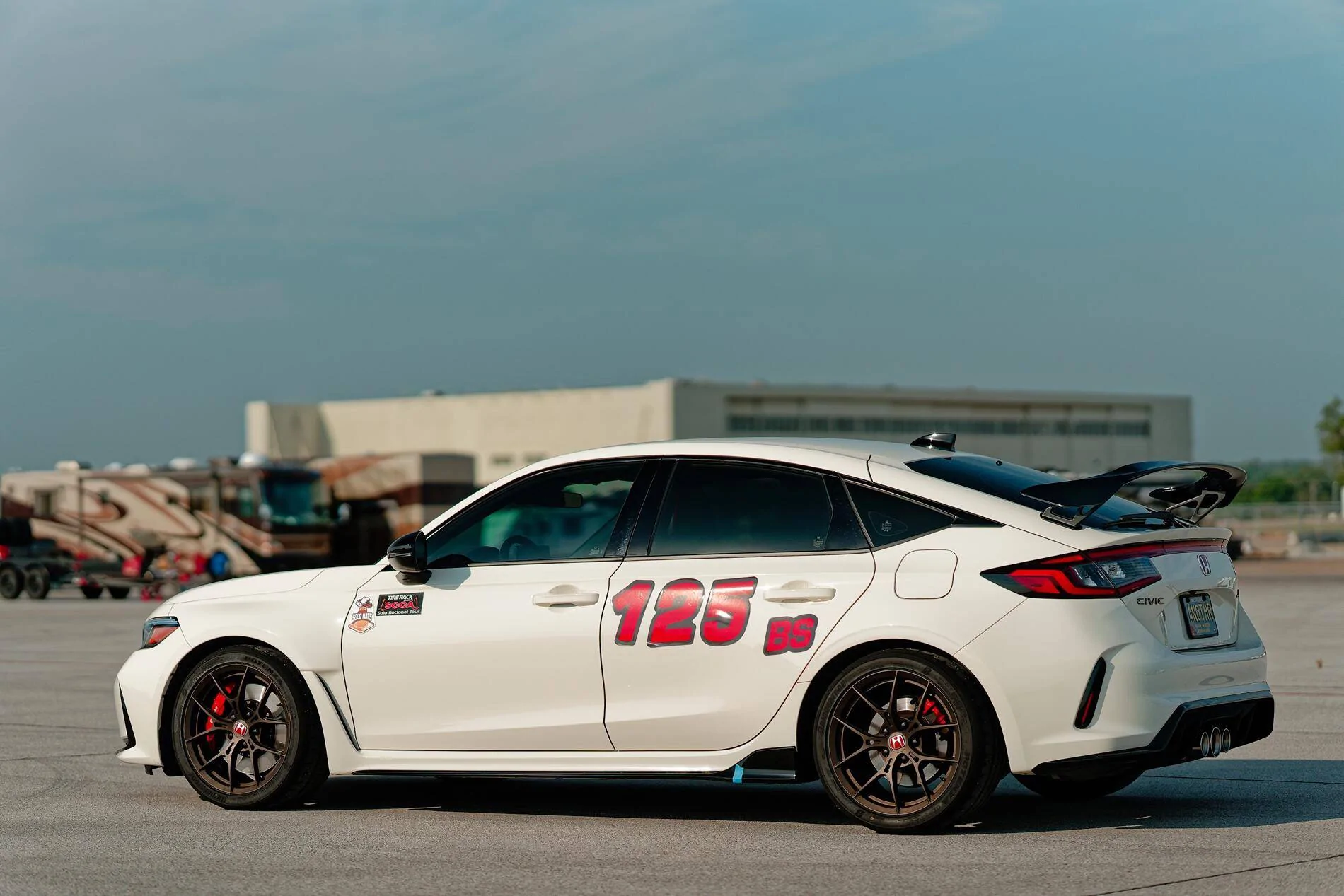 11th Gen Honda Civic Official CHAMPIONSHIP WHITE FL5 Type R Photos Thread 1726188731758-3t