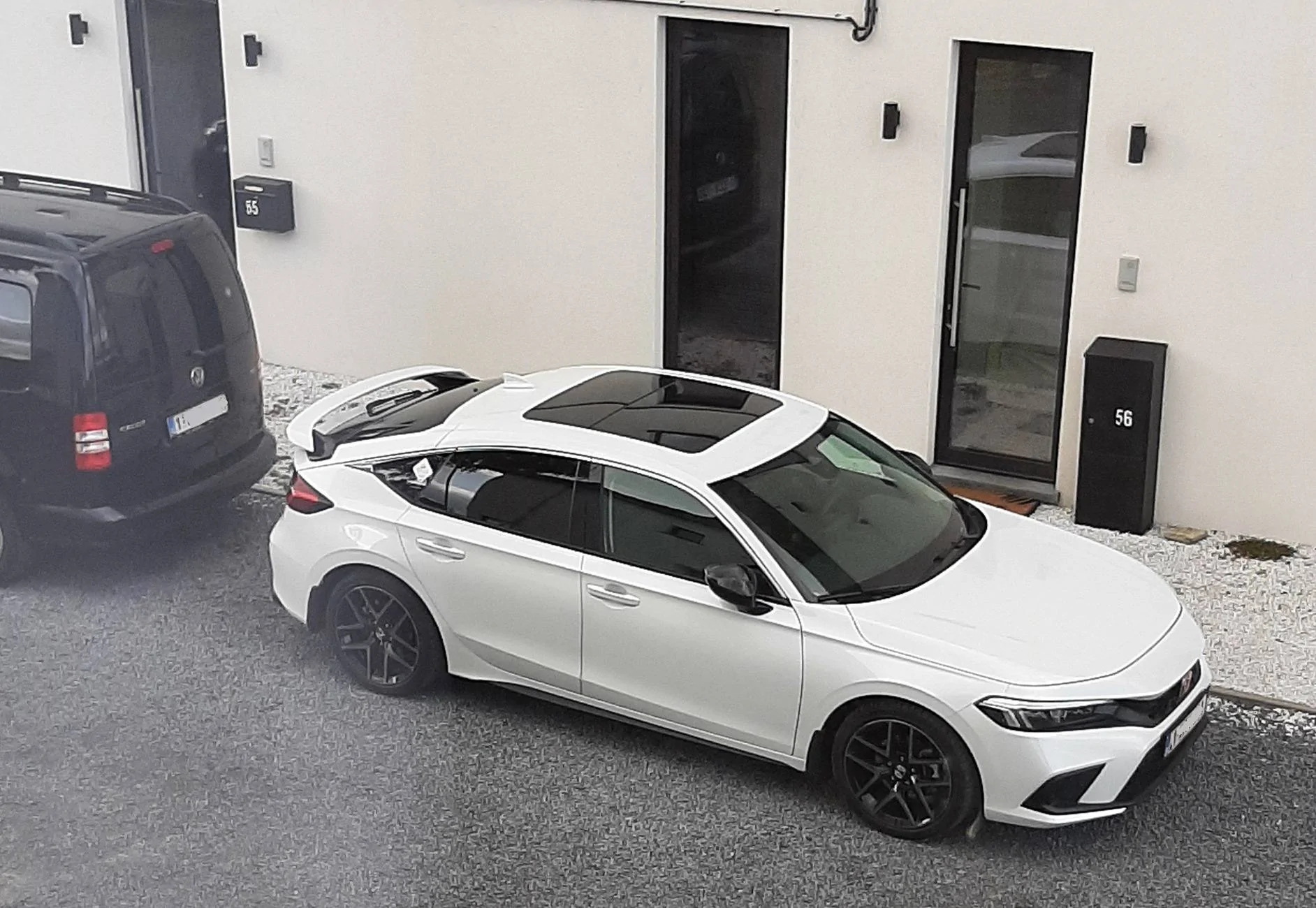 11th Gen Honda Civic Platinum White Pearl 2024 e:HEV Advance trim hatch - European hybrid made in Japan 20240914_152450