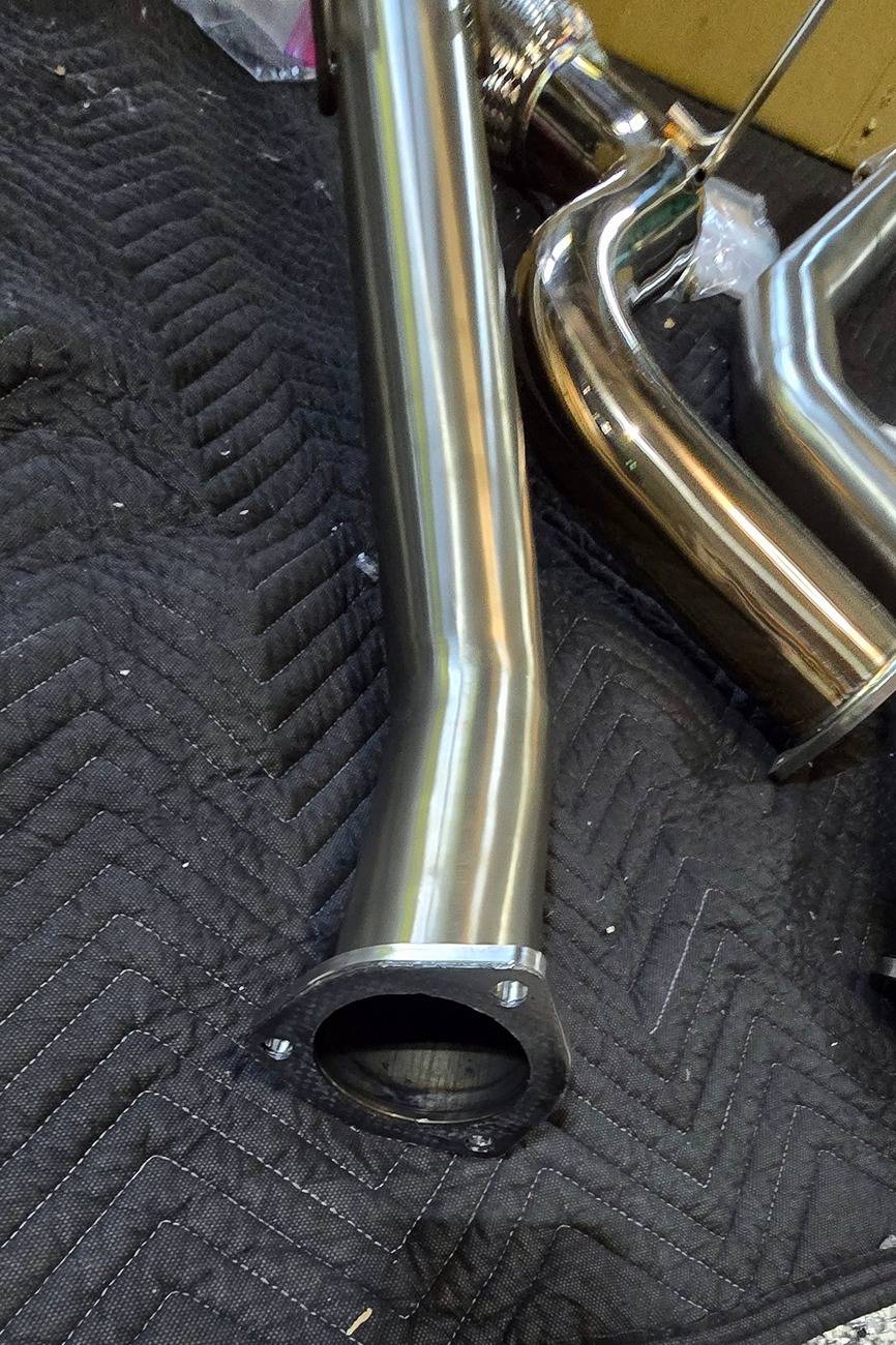 11th Gen Honda Civic SOLD -FL5 - Like New - REMARK Sports Touring Titanium Cat-Back Exhaust with Stainless Steel Front-Pipe 20241010_132016