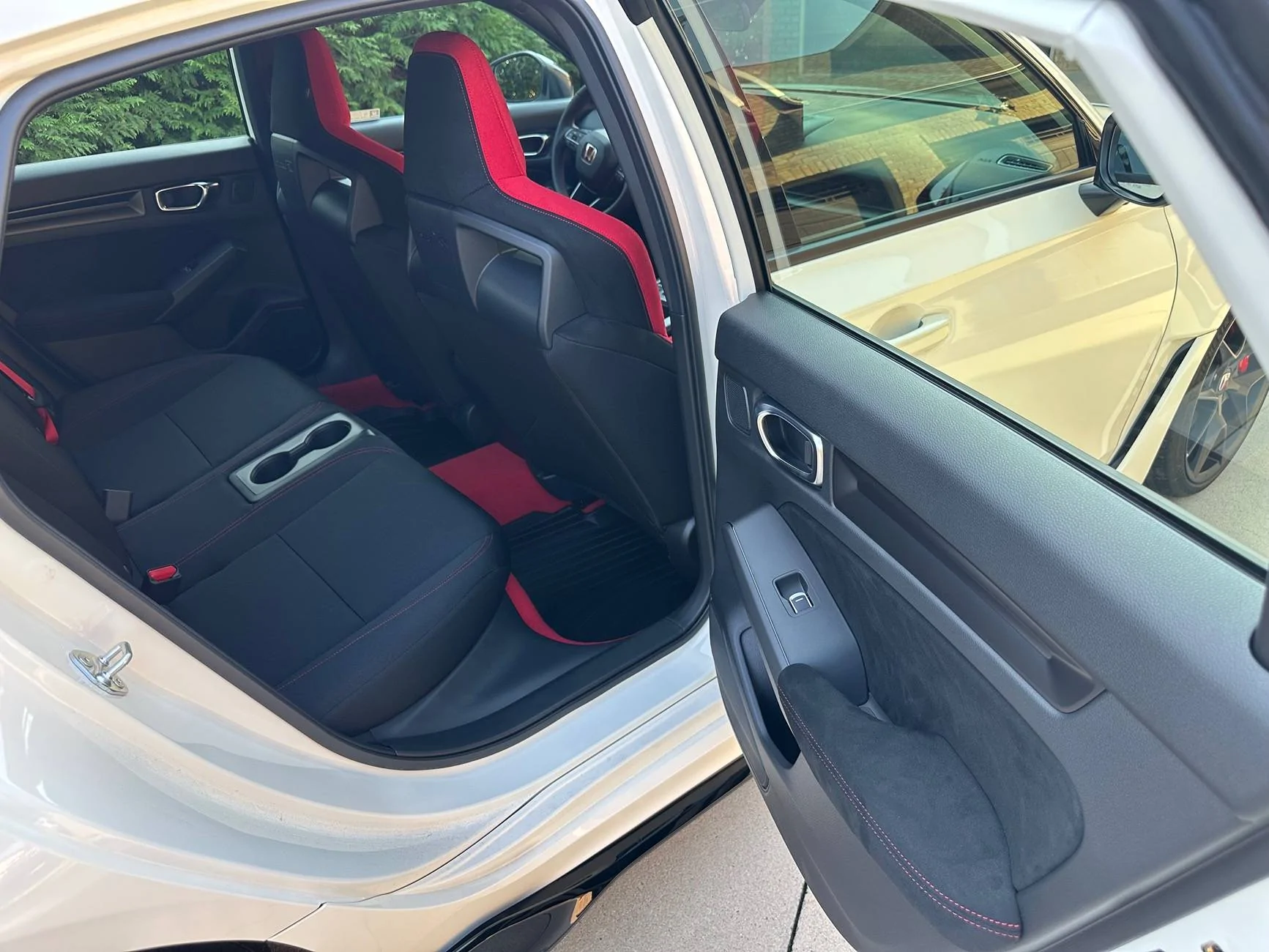 11th Gen Honda Civic SOLD: 2024 Honda Civic Type R in Championship White With Just 385 Miles IMG_3436