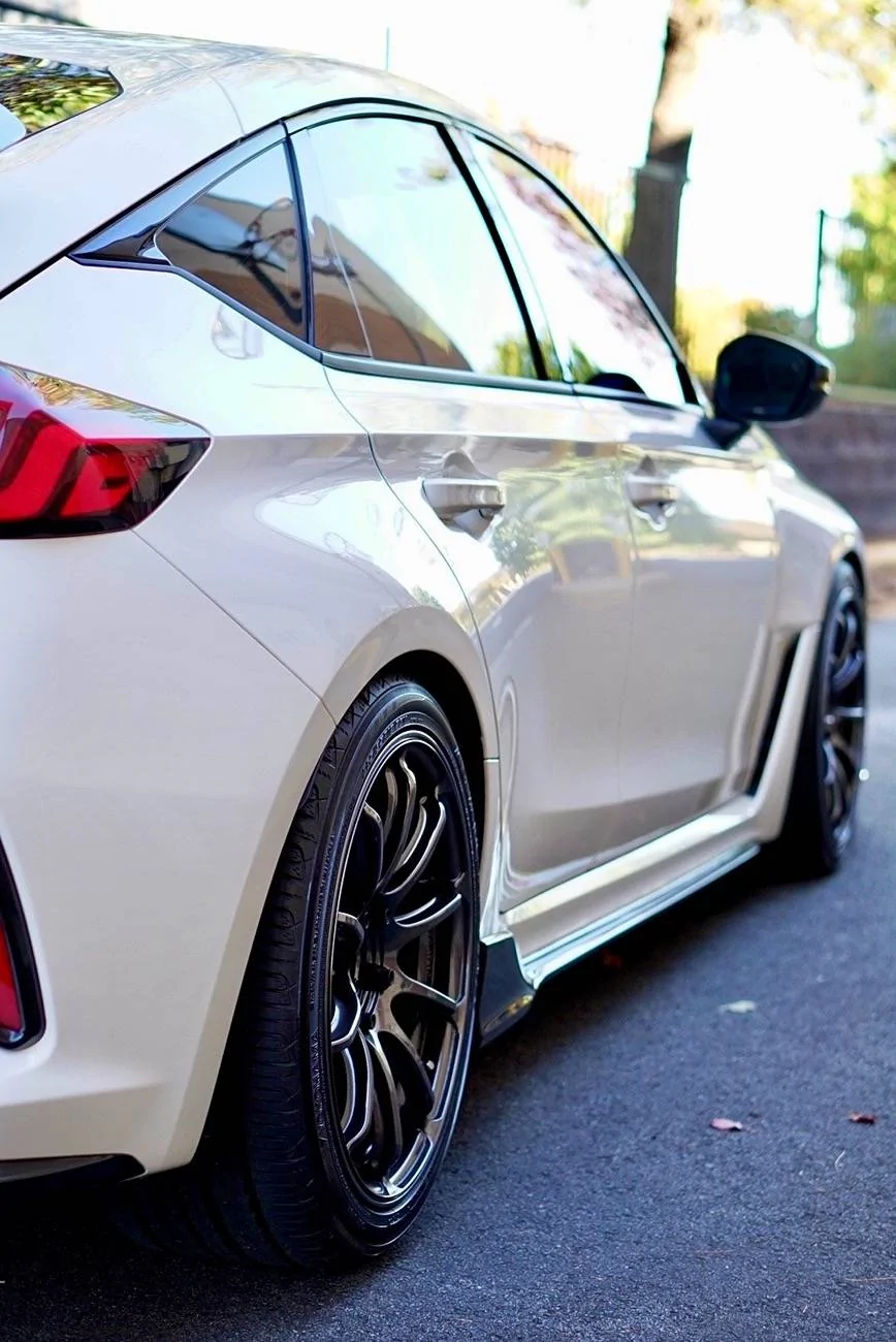 11th Gen Honda Civic Official CHAMPIONSHIP WHITE FL5 Type R Photos Thread DSC06059
