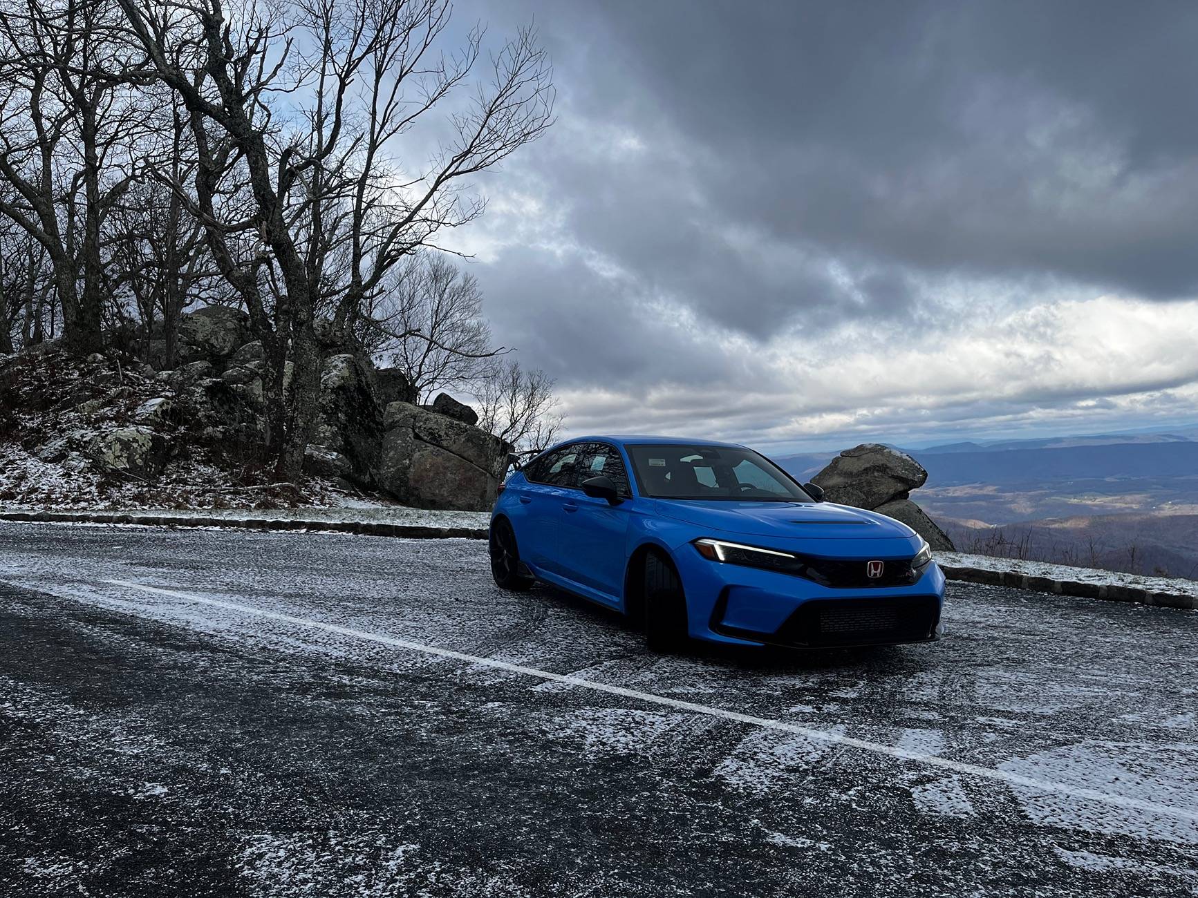 11th Gen Honda Civic Play by pic, Blue Ridge Parkway VA side. IMG_7787