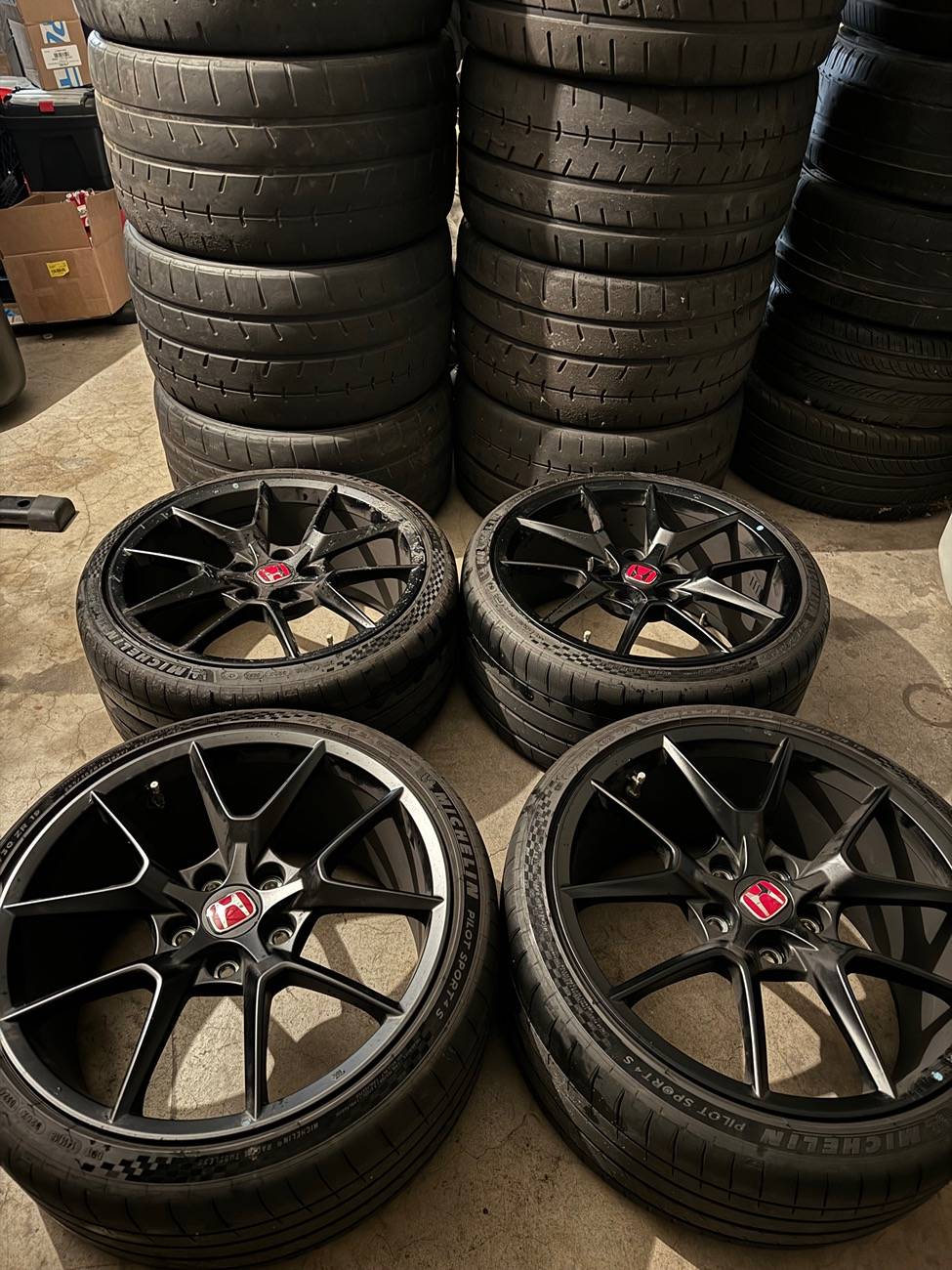 11th Gen Honda Civic FS: OEM Wheels & Tires 700 miles IMG_9996