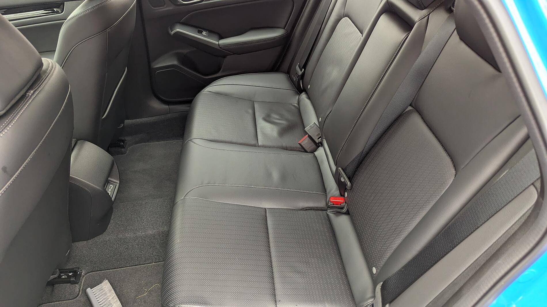 11th Gen Honda Civic Sport touring leather seats + salt and sand? How tough is the leather? 1734119109783-vc