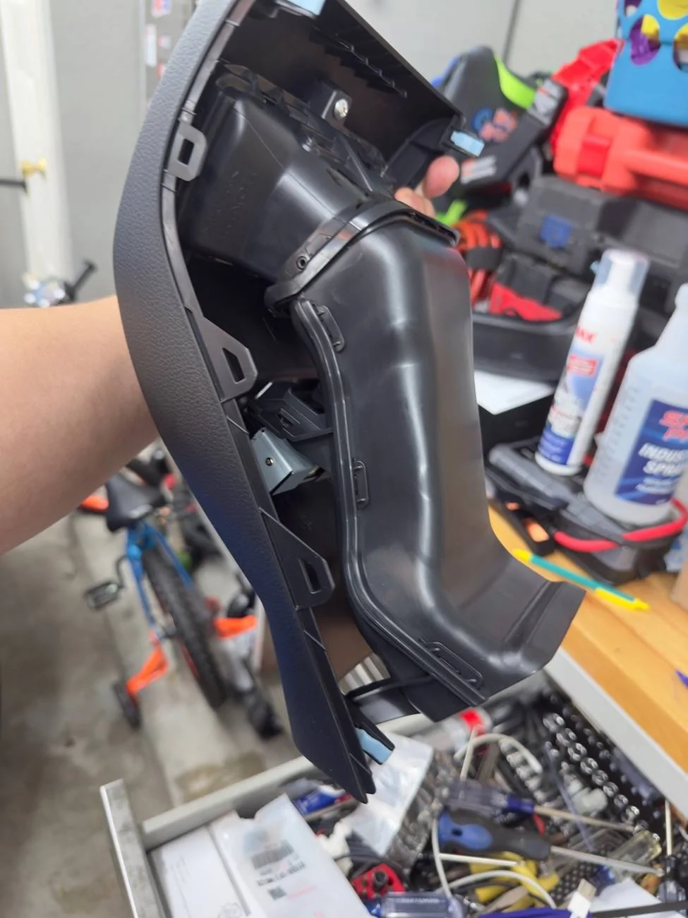 11th Gen Honda Civic Rear vents/USB port mod IMG_0370