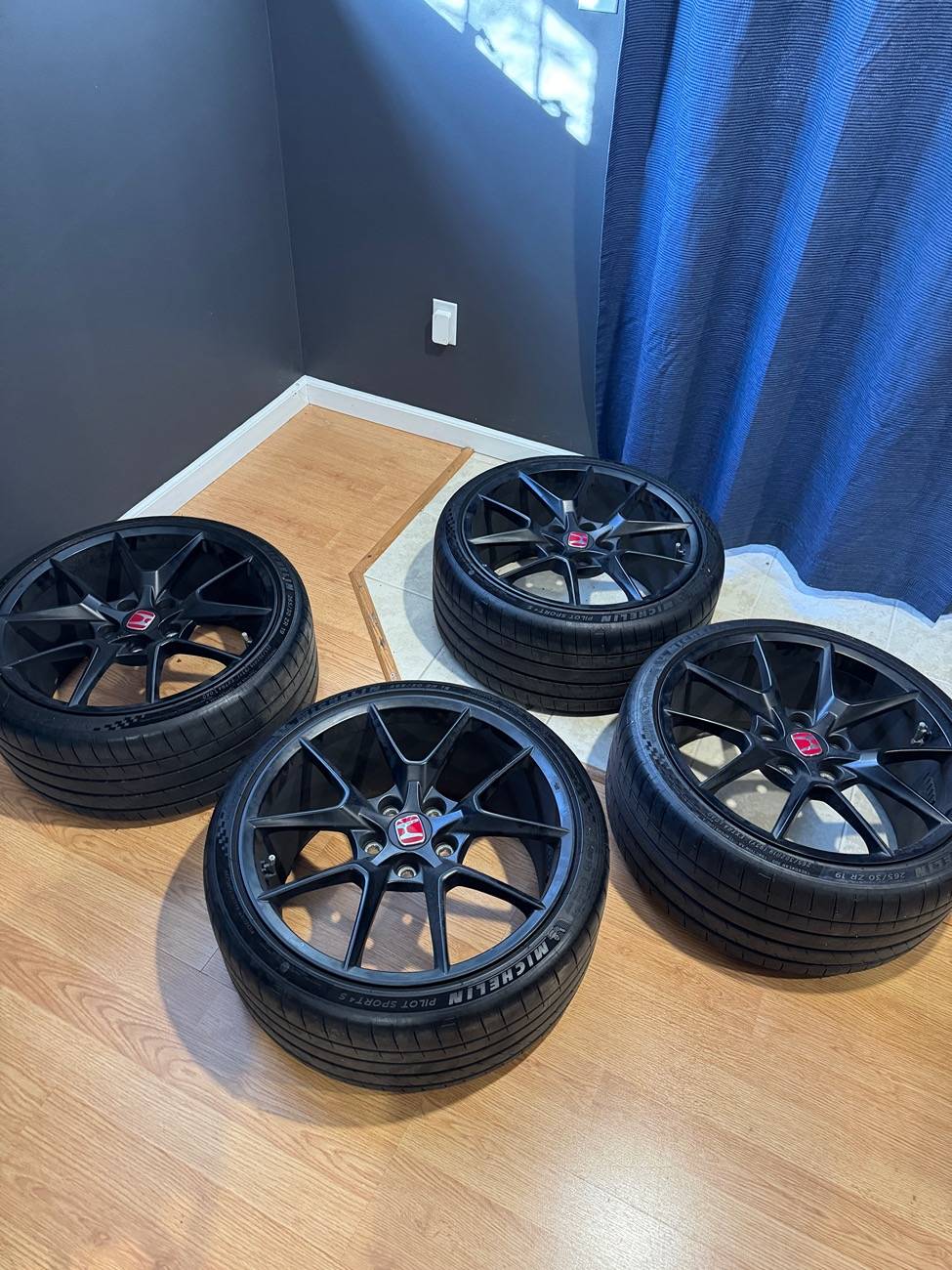 11th Gen Honda Civic FS OEM FL5 rims and tires SOLD IMG_2573