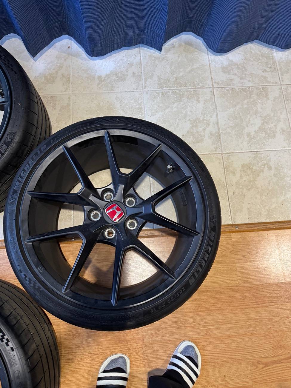11th Gen Honda Civic FS OEM FL5 rims and tires SOLD IMG_2578