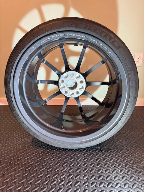 11th Gen Honda Civic OEM Type R Forged Wheels with Michelin Pilot Sport 4S Tires wheel 4 back