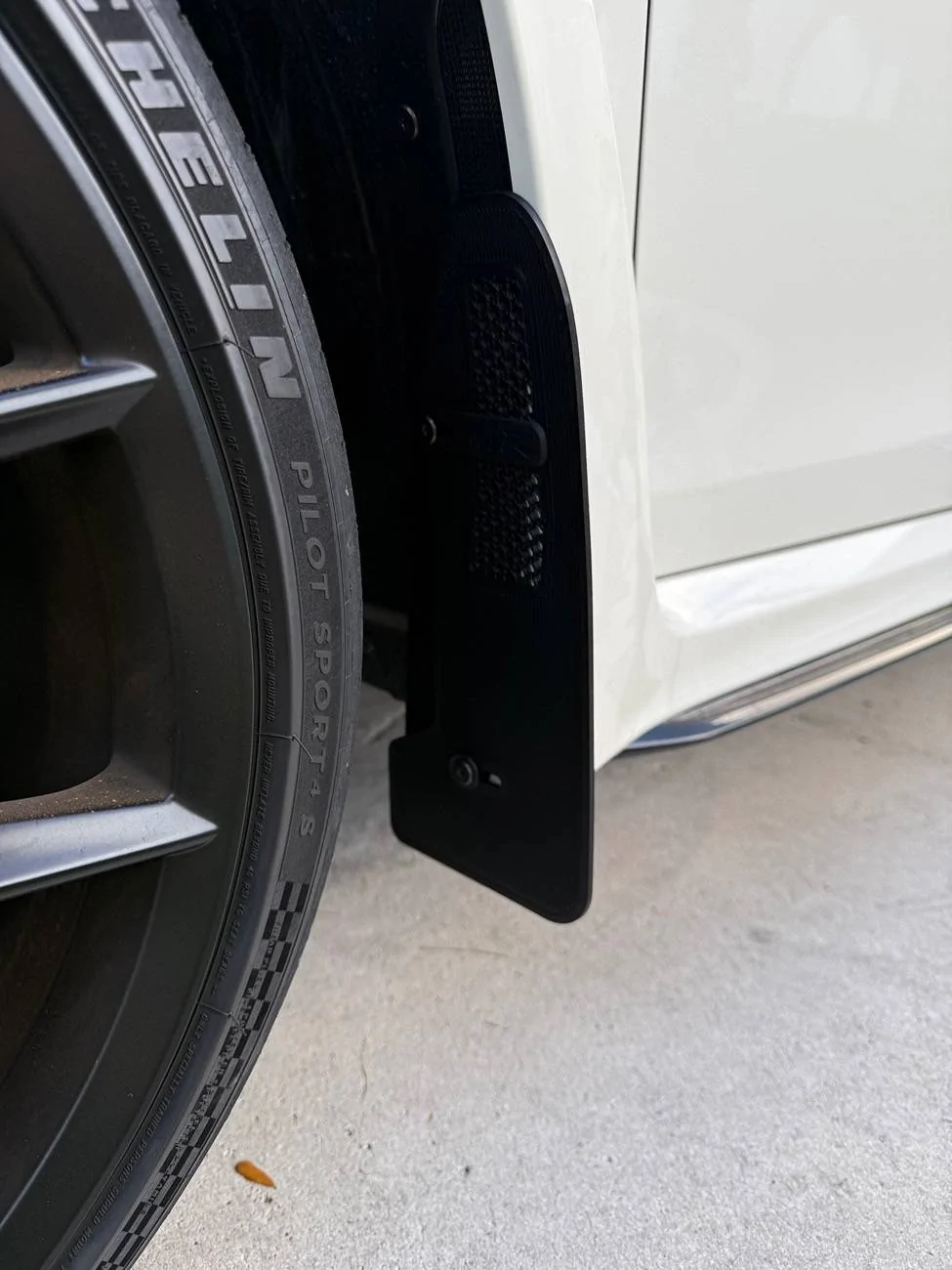 11th Gen Honda Civic FX3D rock guards IMG_4908