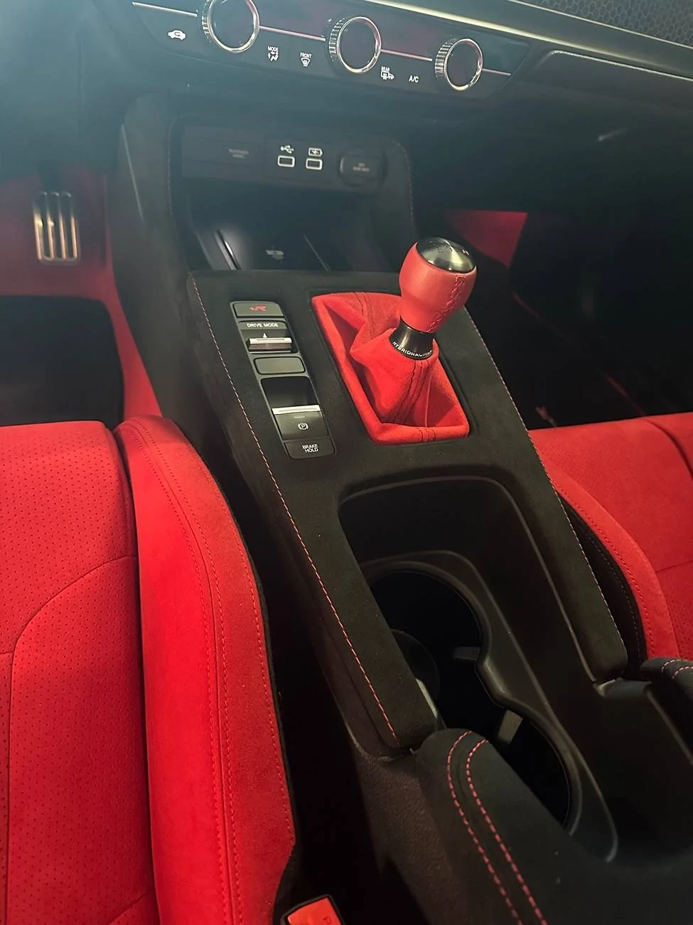 11th Gen Honda Civic Outside of OEM who makes the best CF interior bits? IMG_3432