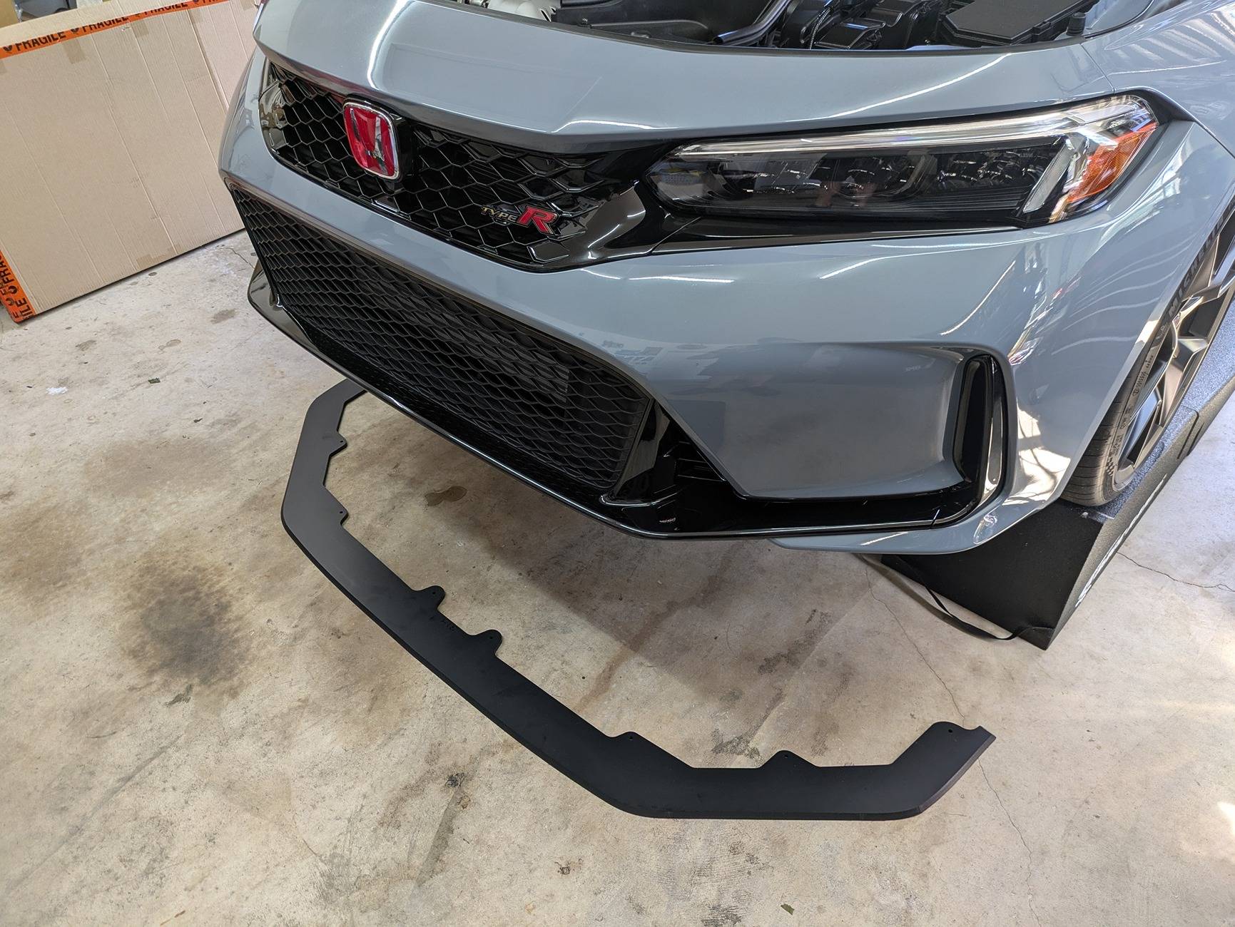 11th Gen Honda Civic Fl5 front lip help PXL_20250228_173852739
