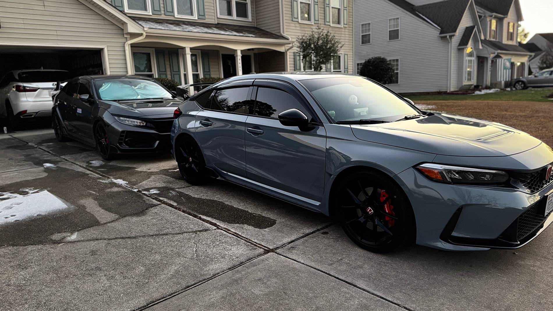 11th Gen Honda Civic Official SONIC GRAY PEARL FL5 Type R Photos Thread IMG_2972