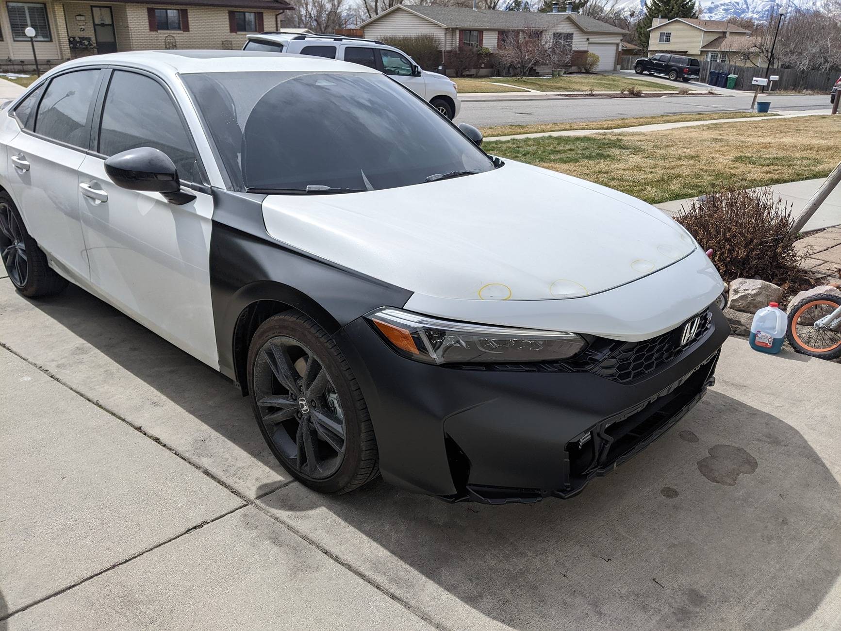 11th Gen Honda Civic Got carried away bidding at a salvage auction PXL_20250321_192754123