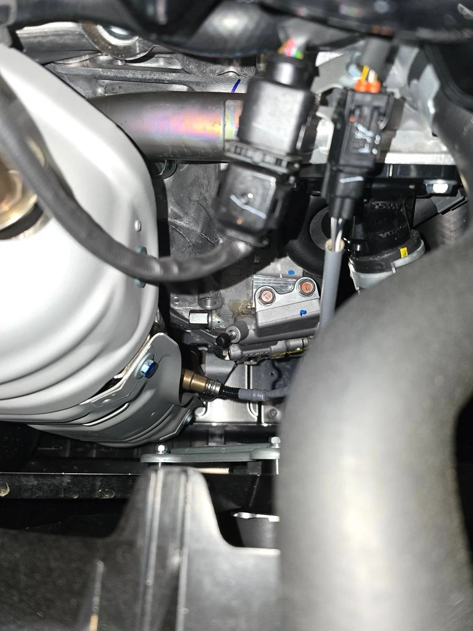 11th Gen Honda Civic BRAND NEW 2025, possible oil seepage or assembly stain?? 20250412_124721