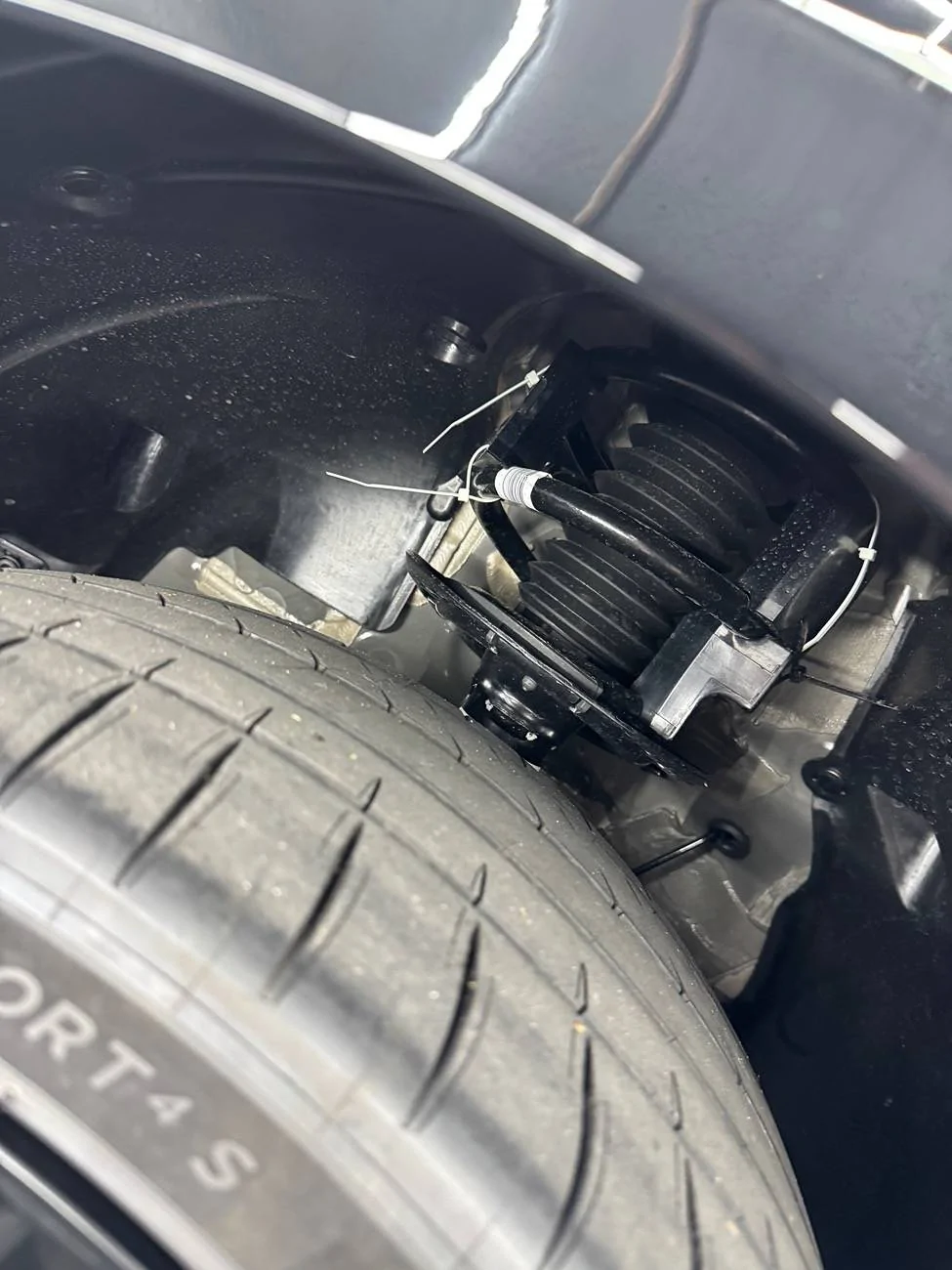 11th Gen Honda Civic Transport Blocks PSA: make sure your dealer removes suspension transport blocks before taking delivery! IMG_6727