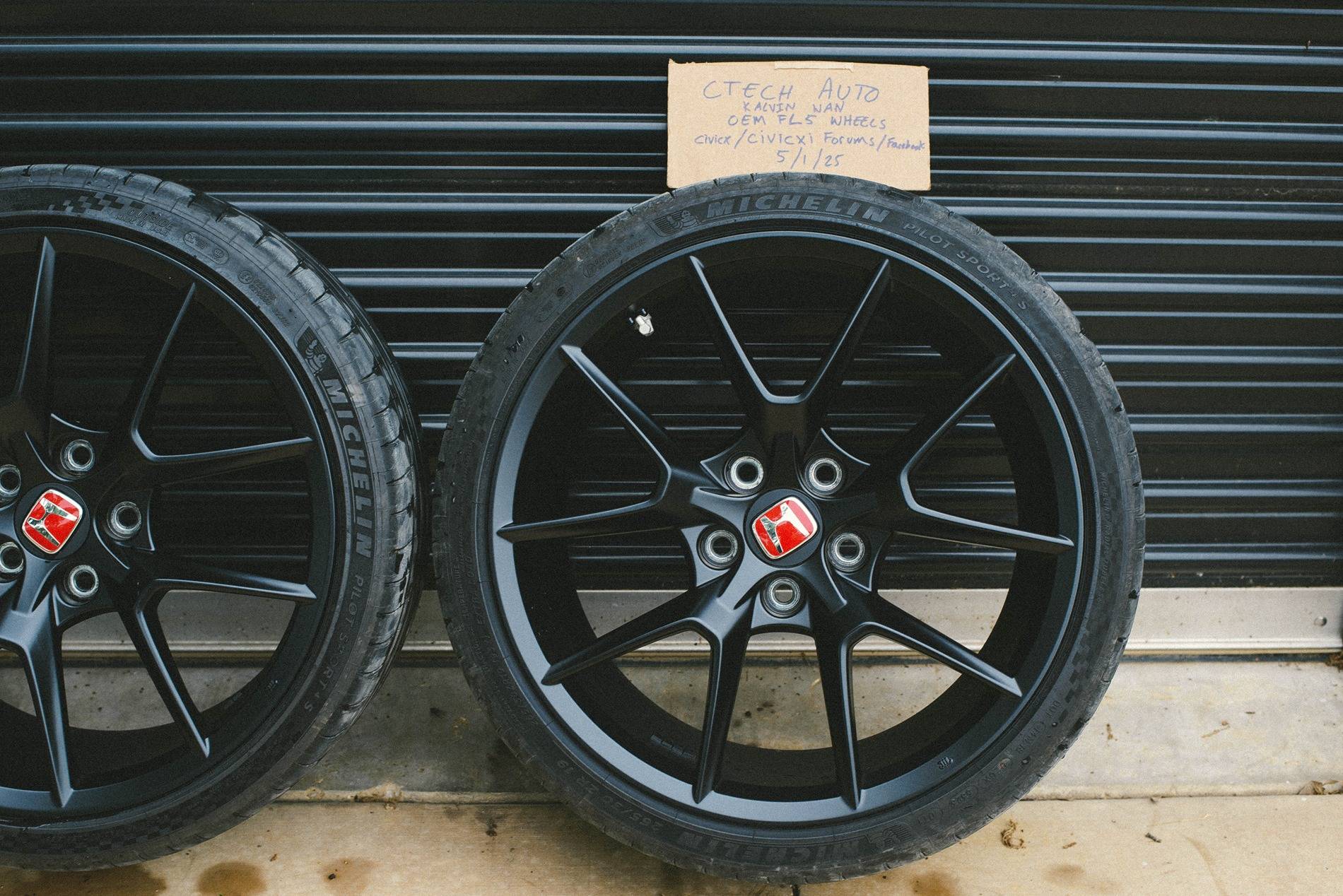 11th Gen Honda Civic ******SOLD****** FS: 2025 OEM Civic Type R FL5 Wheels and Tires $1,300 Shipped / $1,200 Local DFW Pickup DSC_5166