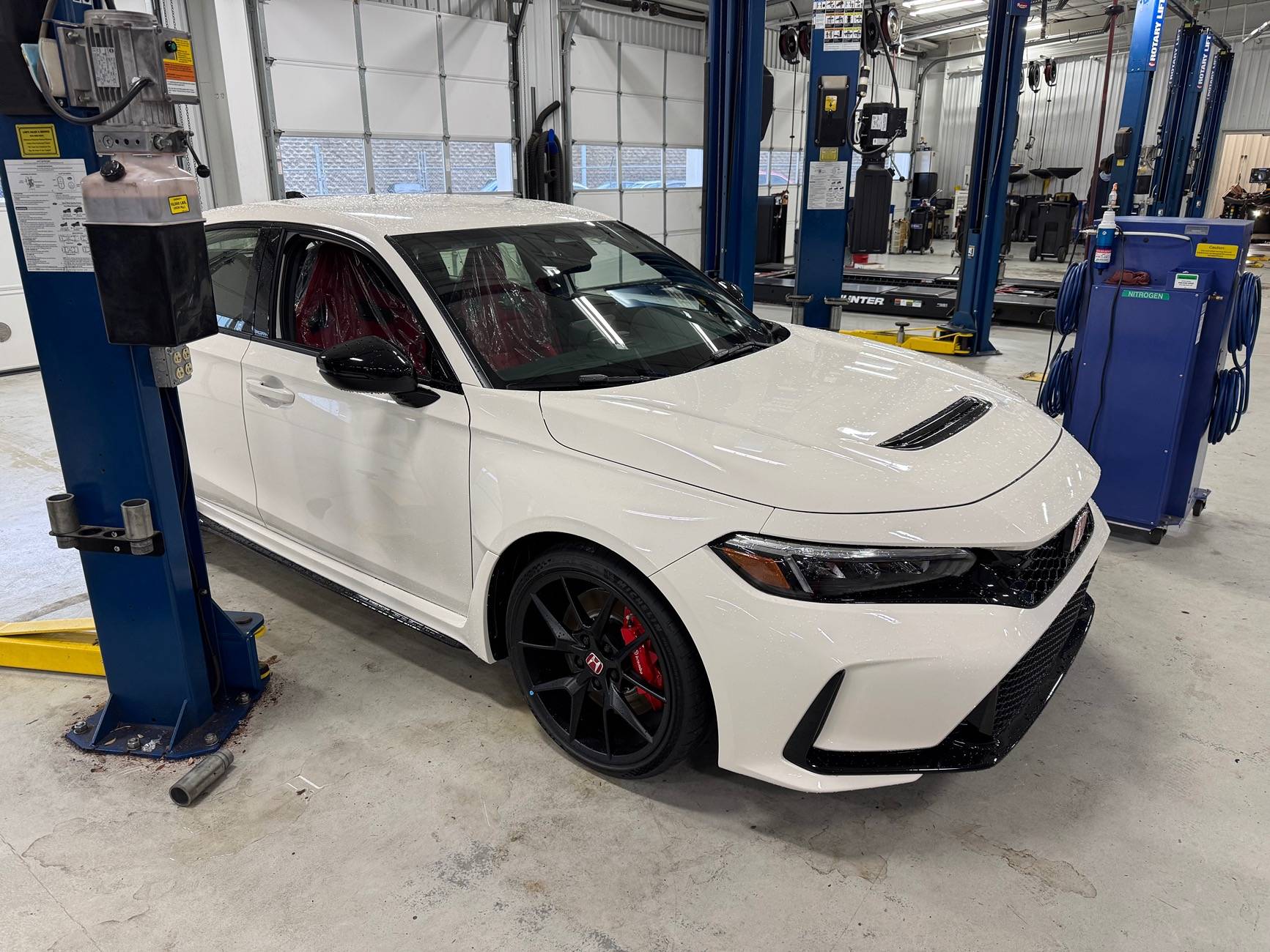11th Gen Honda Civic Post your FL5 Civic Type R delivery pics! 🙌 📸 IMG_0585