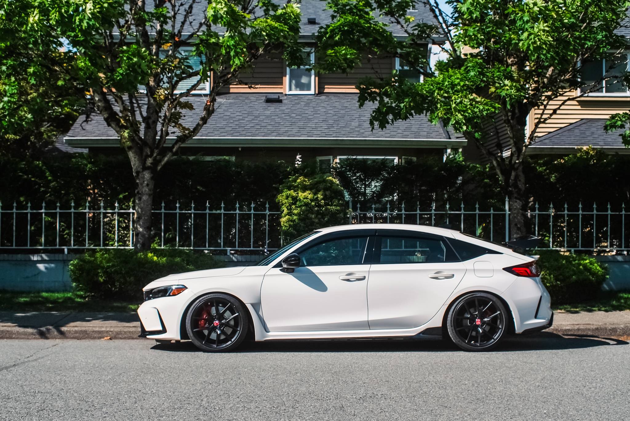 11th Gen Honda Civic Official CHAMPIONSHIP WHITE FL5 Type R Photos Thread X3WCFd2