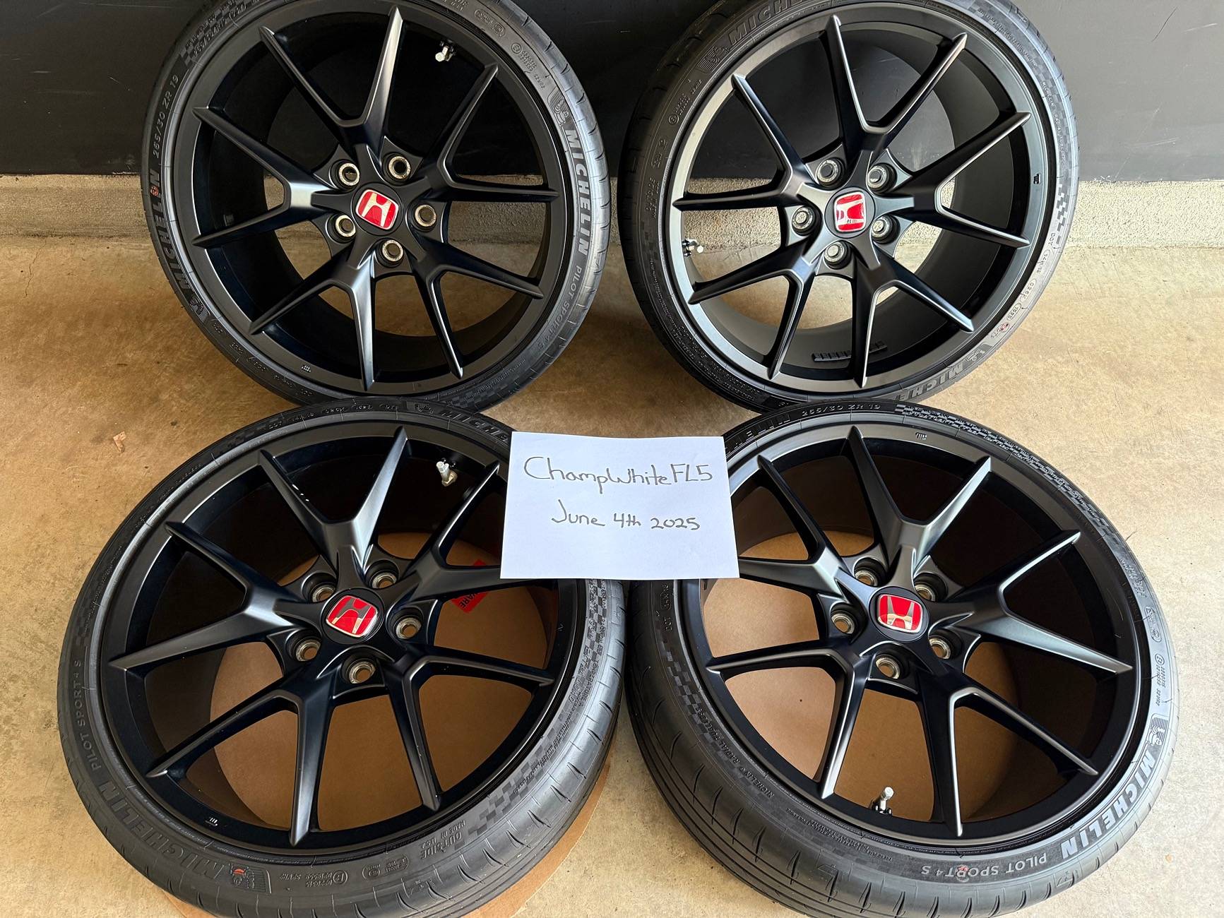 11th Gen Honda Civic OEM Honda Civic Type R FL5 19” Wheels w/ Tires **1 wheel face damage** IMG_1189