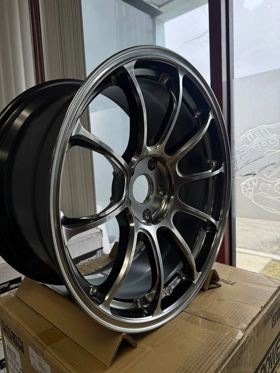 The Return of the 19” ZE40 - Exclusive God Spec Sizing | CivicXI