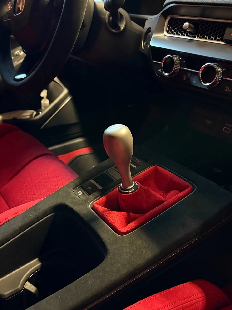 11th Gen Honda Civic Post your customized interior IMG_0263