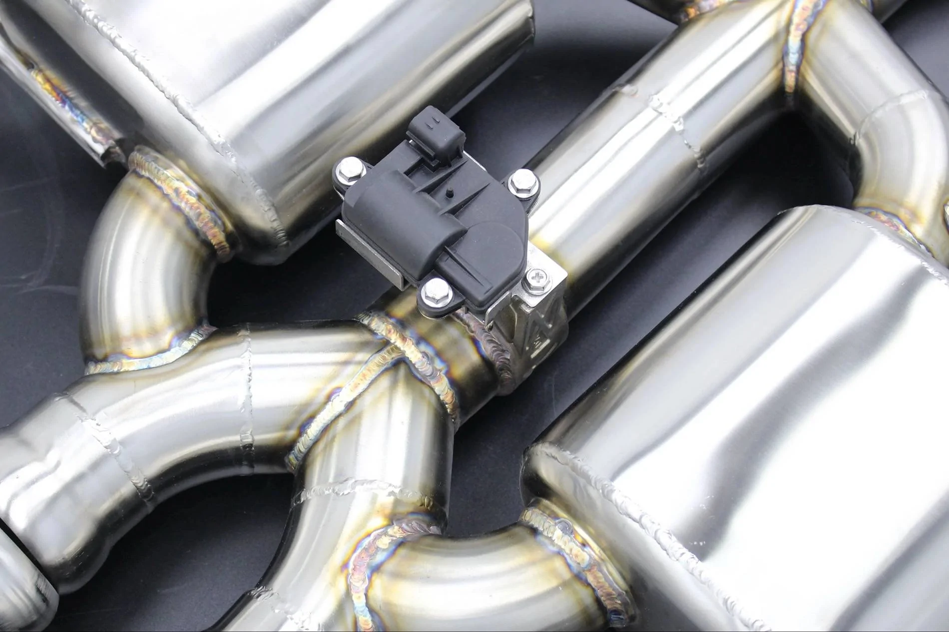 11th Gen Honda Civic Aeroflow Dynamics titanium exhaust IMG_8376