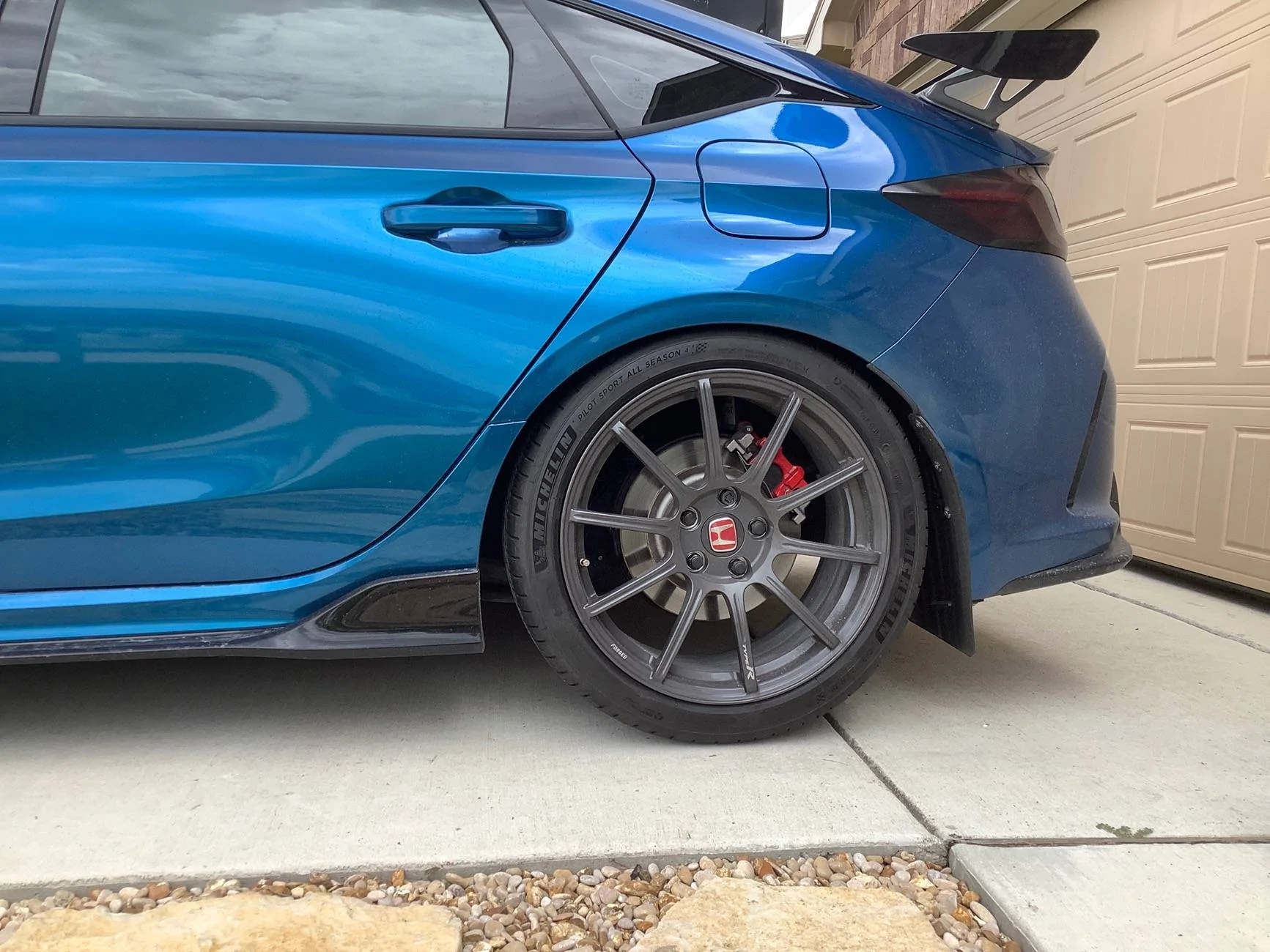 11th Gen Honda Civic The FL5 Civic Type R Wheel Spacer Reference Thread IMG_0727