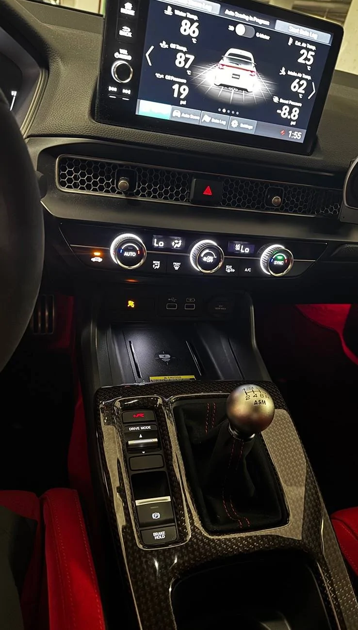 11th Gen Honda Civic Post your customized interior IMG_5264
