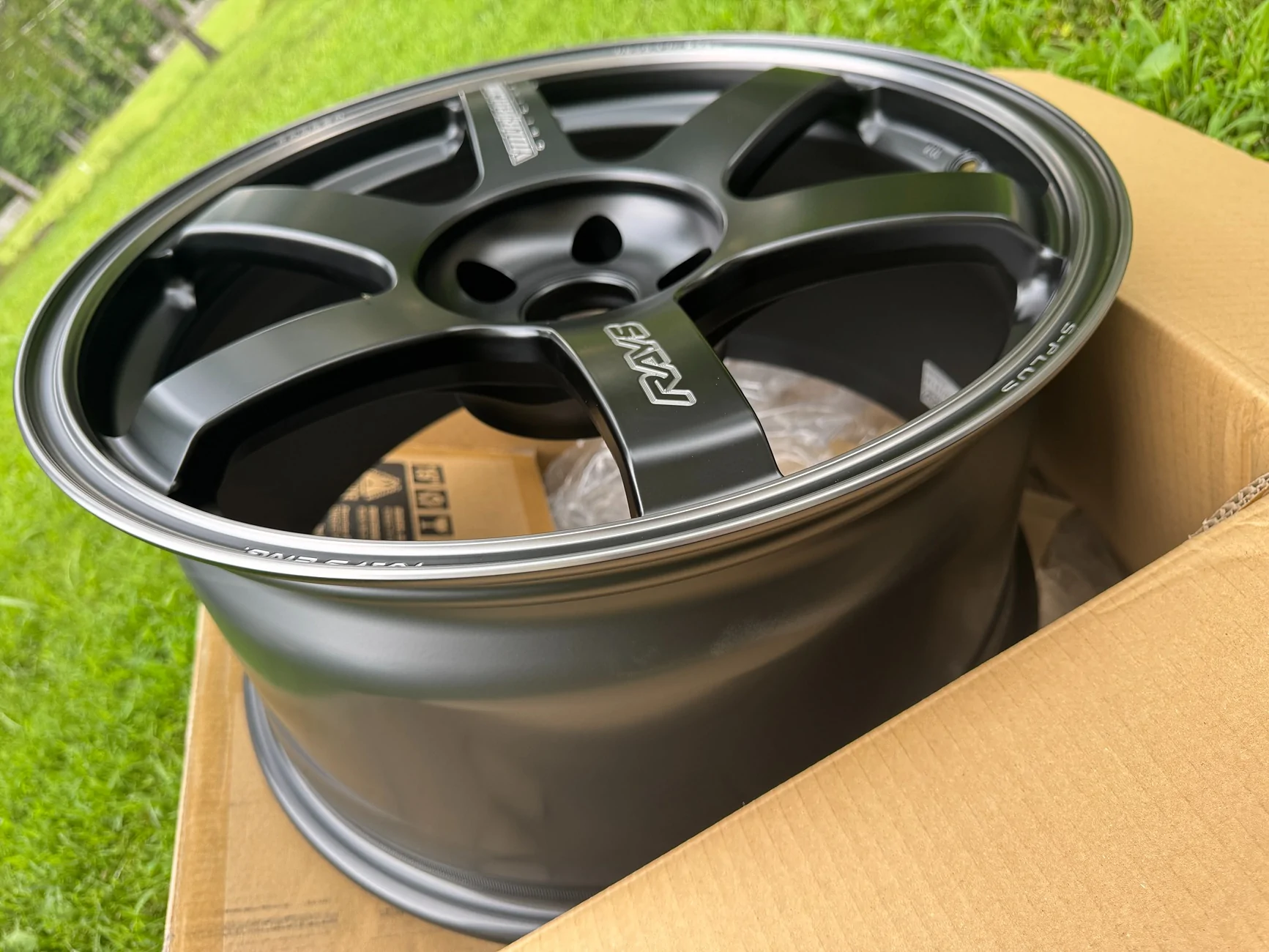 11th Gen Honda Civic Volk Racing TE37 S-Plus 19x9.5 +36 - Black Shadow LTD IMG_6194