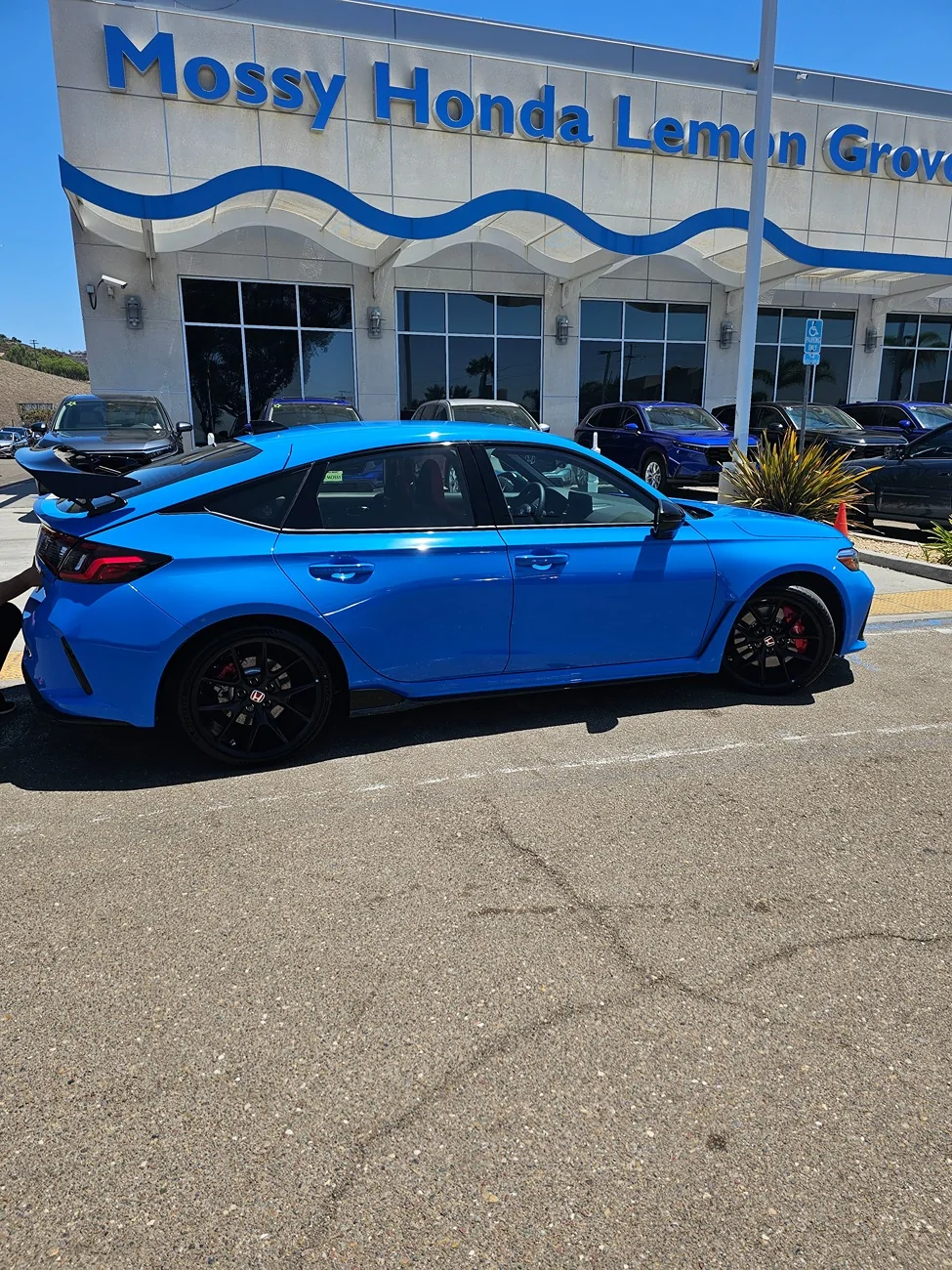 11th Gen Honda Civic FL5 is a huge Upgrade from SI. Motion sickness tips? 1000003812