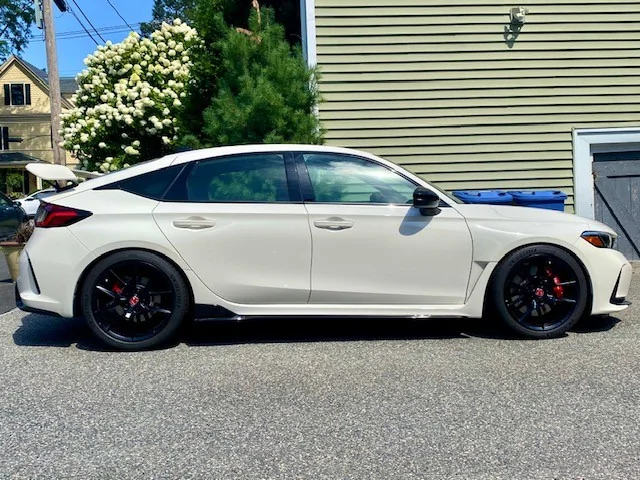 11th Gen Honda Civic 2024 Championship White (FL5) - Michelin Pilot Sport 4AS (265/35/19)- H&R Springs- H&R Spacers 20(F)- 25(R) side 1 