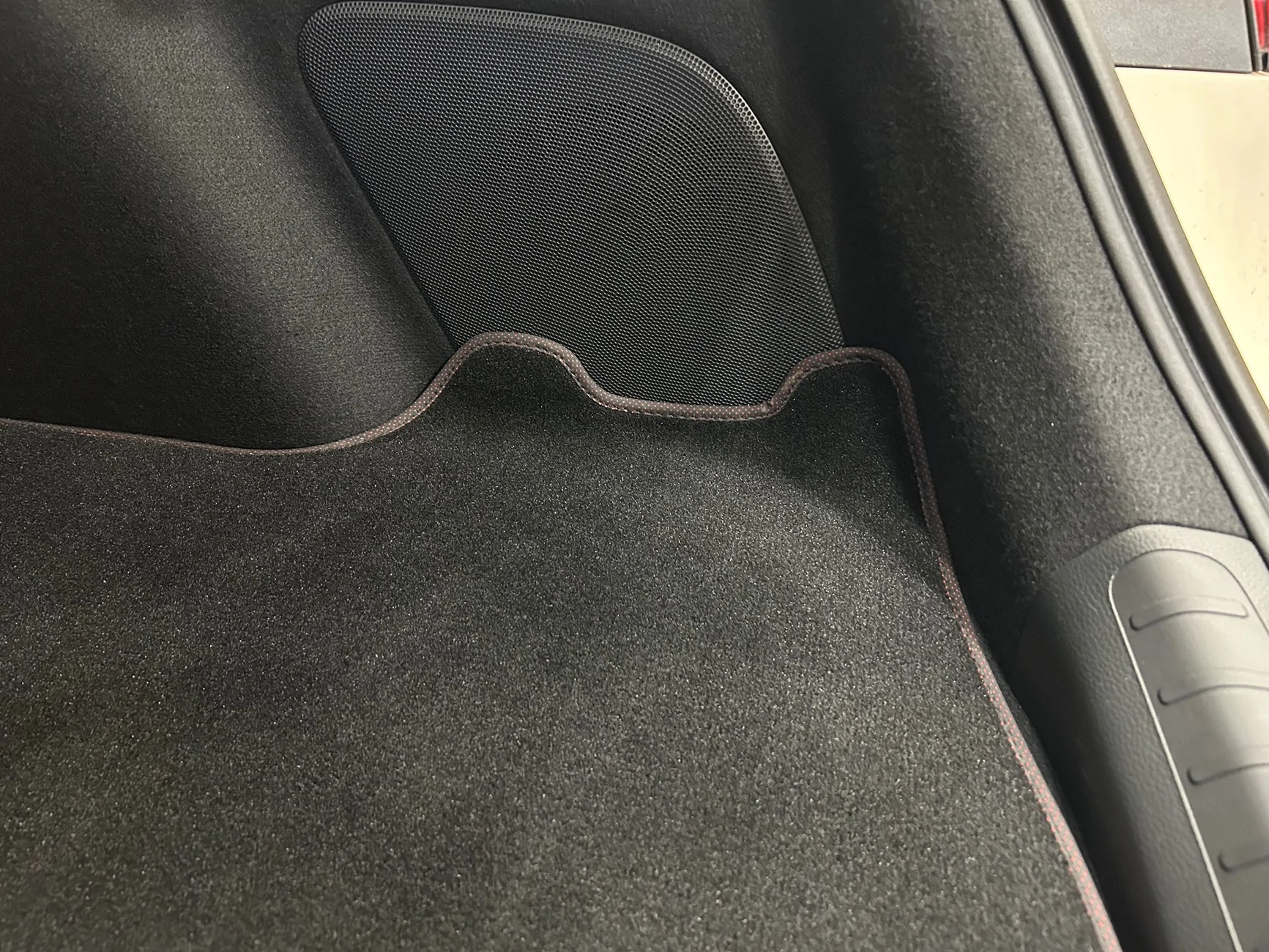11th Gen Honda Civic Carpet trunk mat? IMG_2443