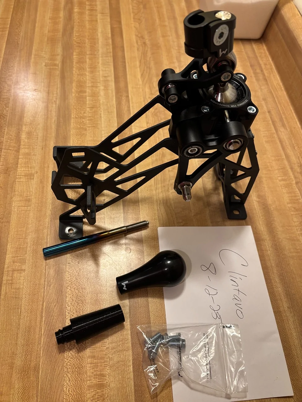 11th Gen Honda Civic FL5 part out IMG_1184