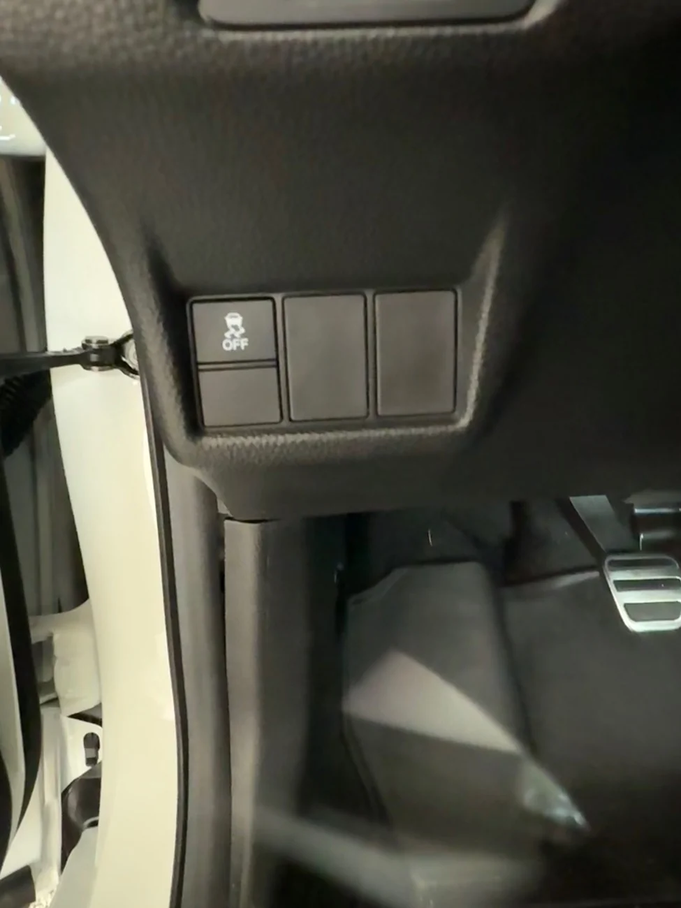 11th Gen Honda Civic Fake buttons near traction control IMG_3644