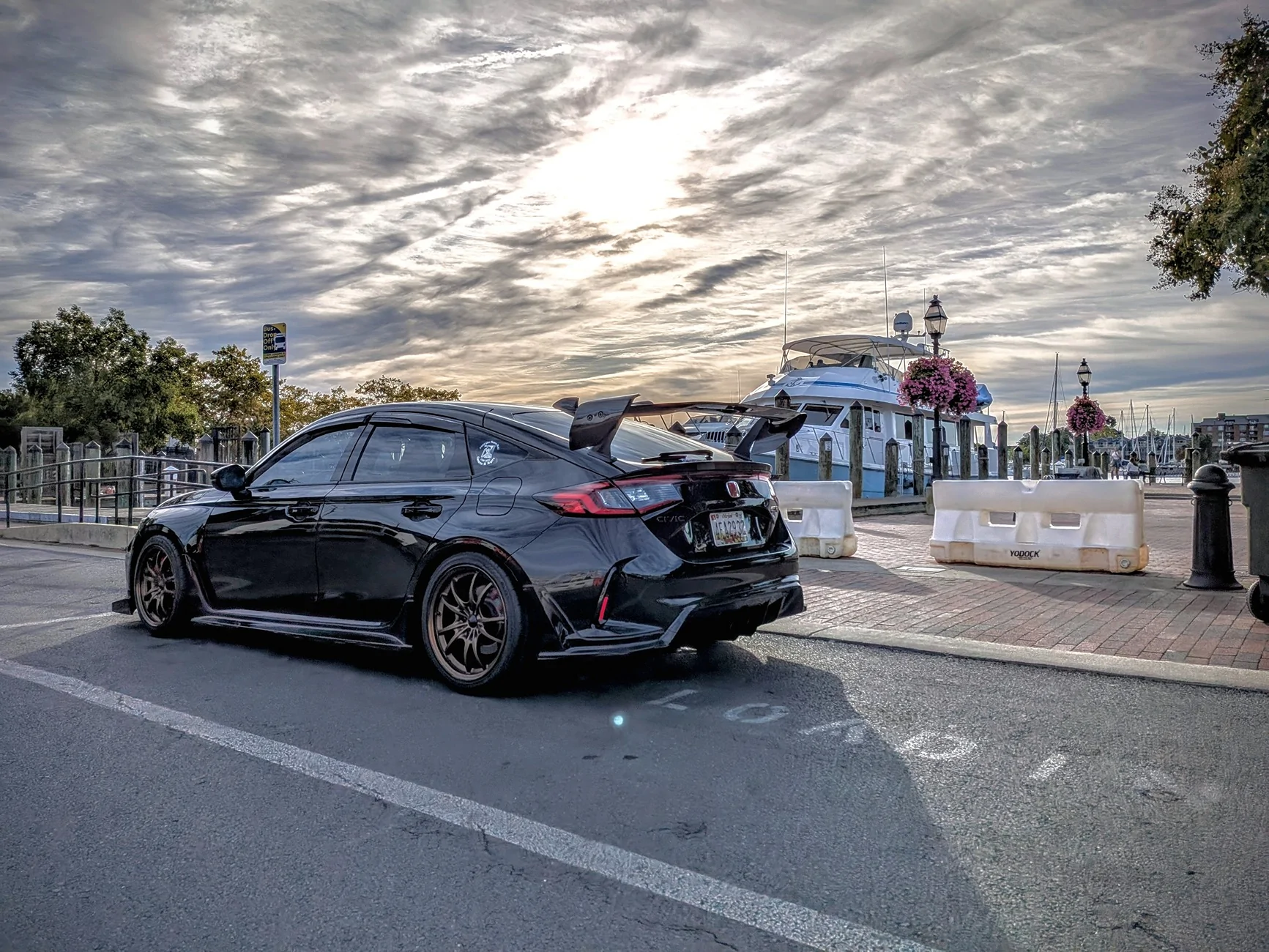 11th Gen Honda Civic Official CRYSTAL BLACK PEARL FL5 Type R Photos Thread PXL_20250830_120606052~2