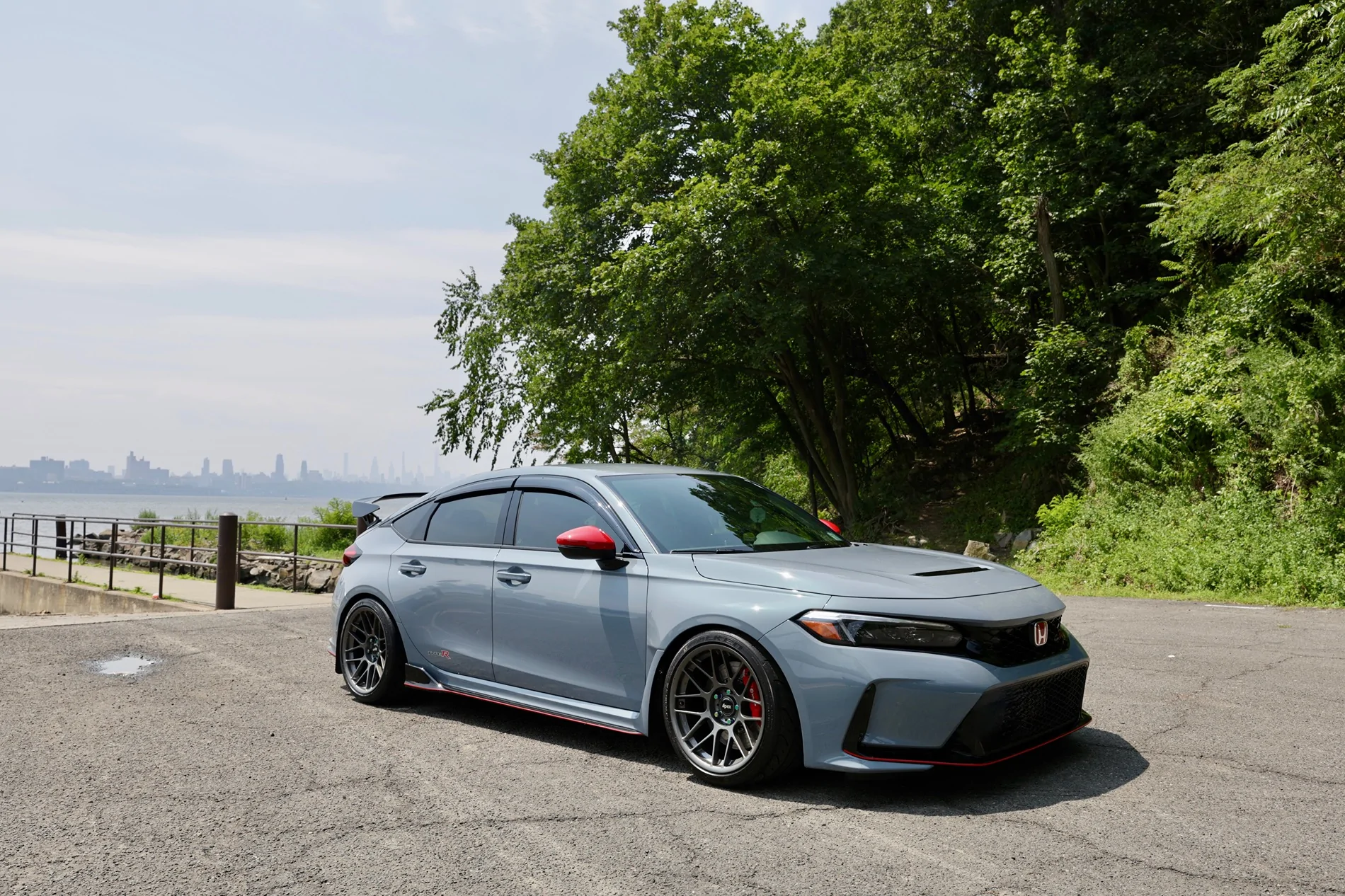 11th Gen Honda Civic Official SONIC GRAY PEARL FL5 Type R Photos Thread BS9A0158