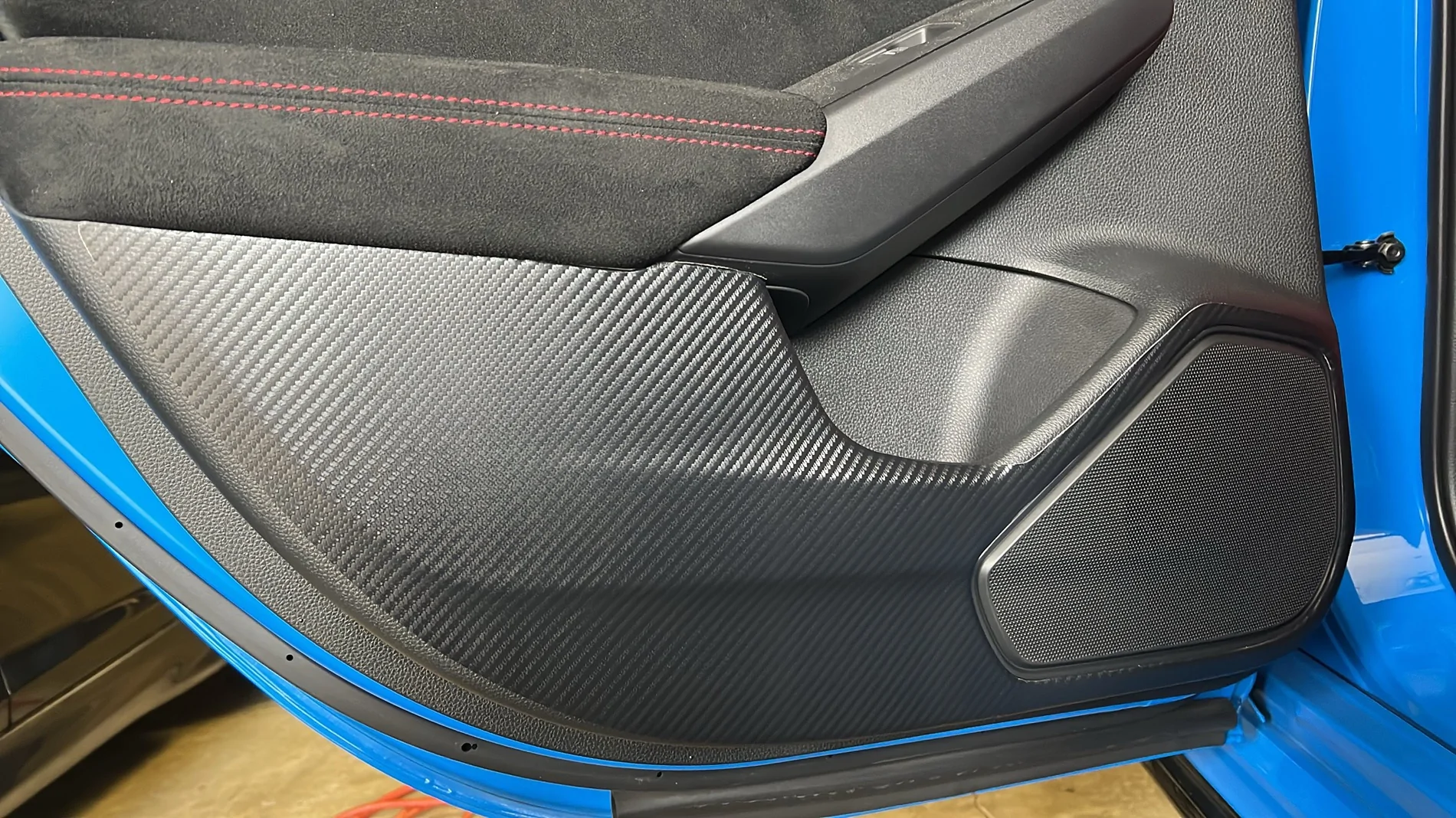 11th Gen Honda Civic Mugen Door kick panels? IMG_0609