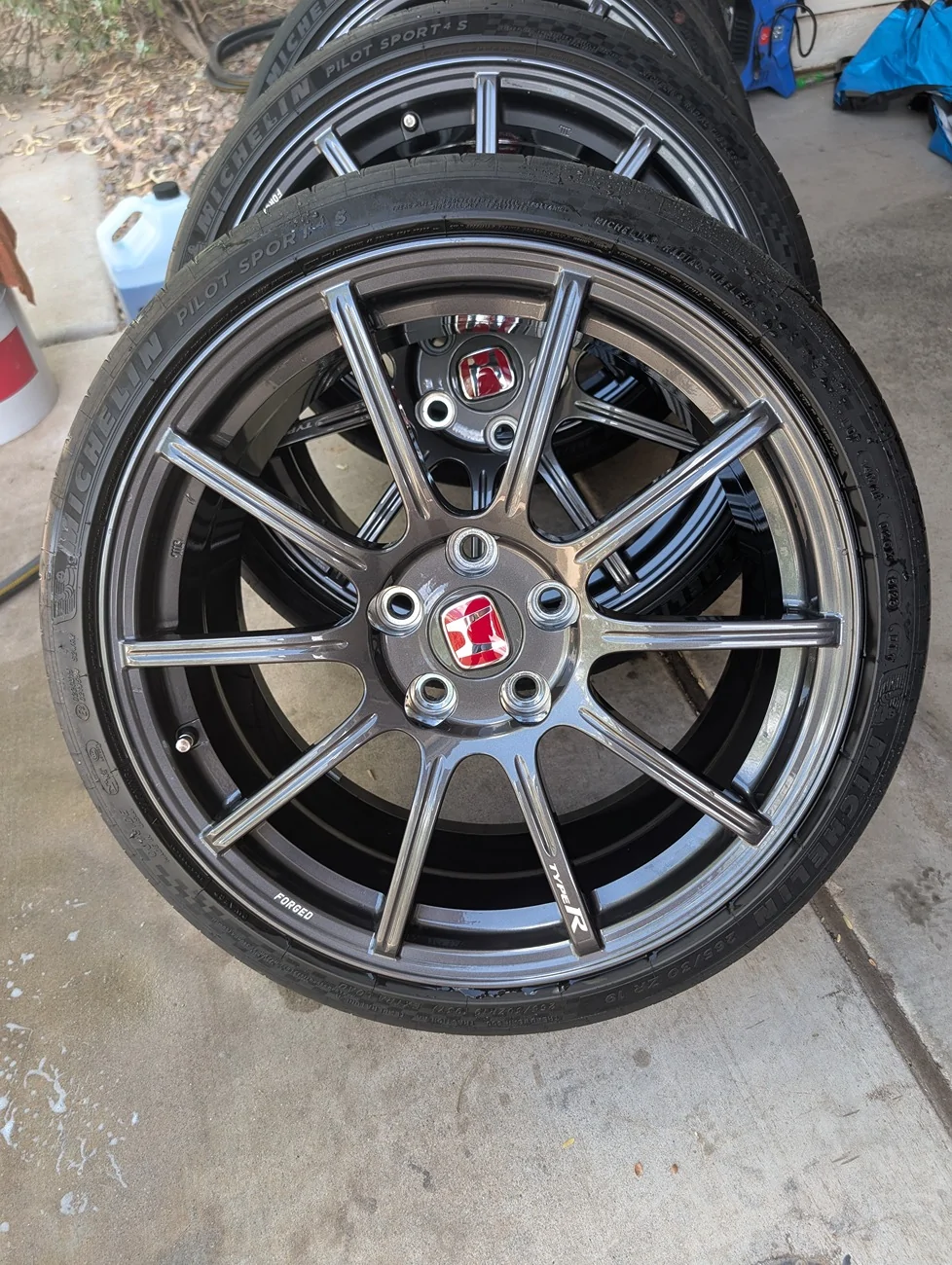 11th Gen Honda Civic OE Forged Wheels and Tires PXL_20250912_194854523