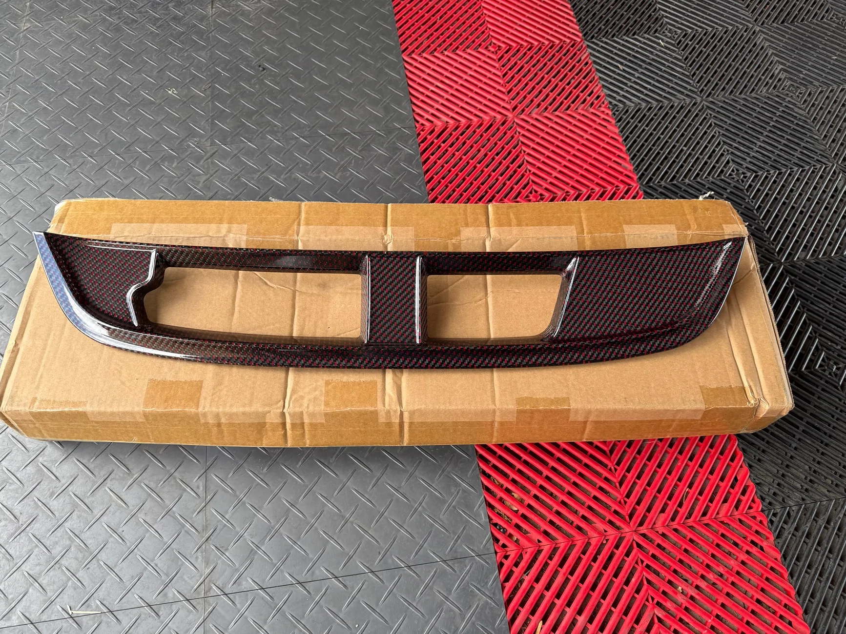 11th Gen Honda Civic Spoon Style Red/Black Carbon Hood Vent IMG_0250