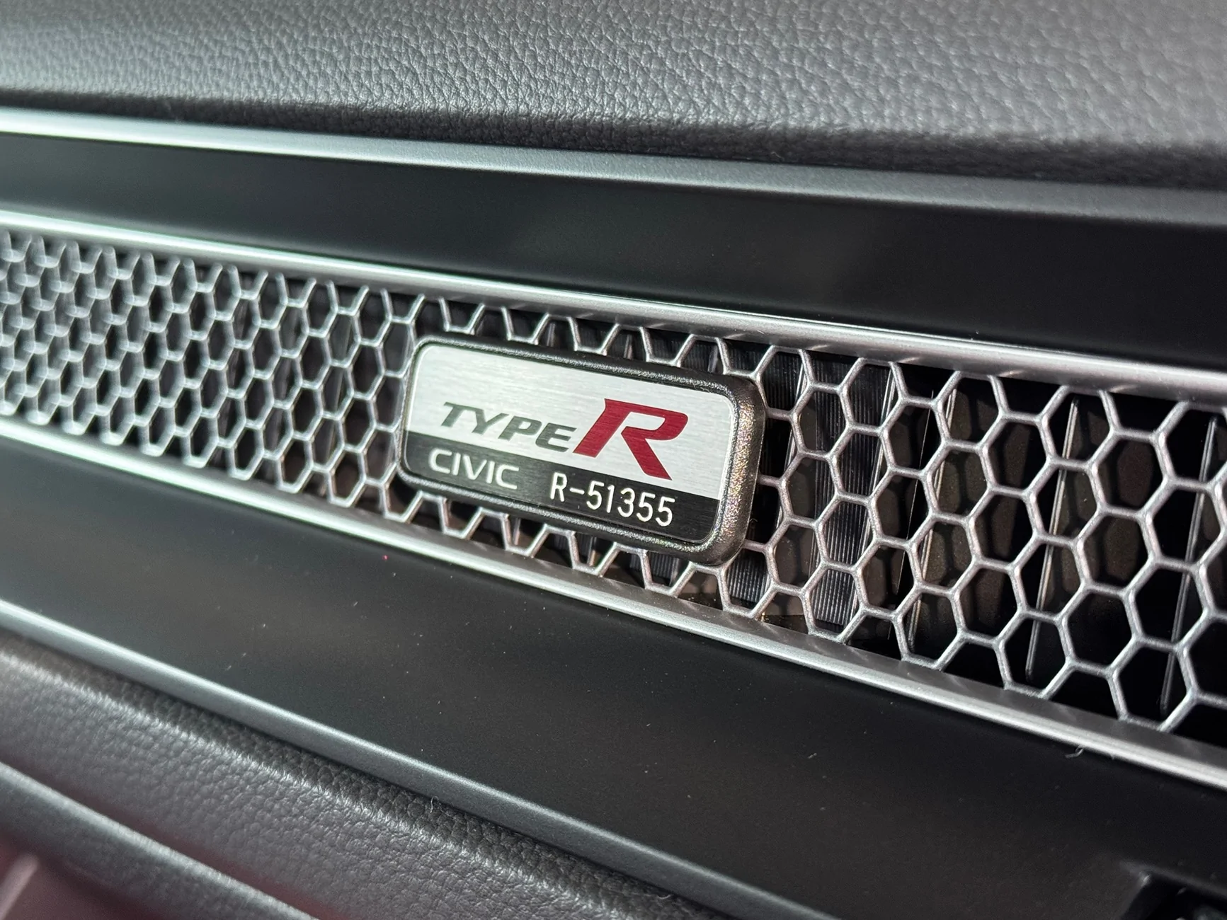 11th Gen Honda Civic Post your FL5 Civic Type R delivery pics! 🙌 📸 IMG_6518