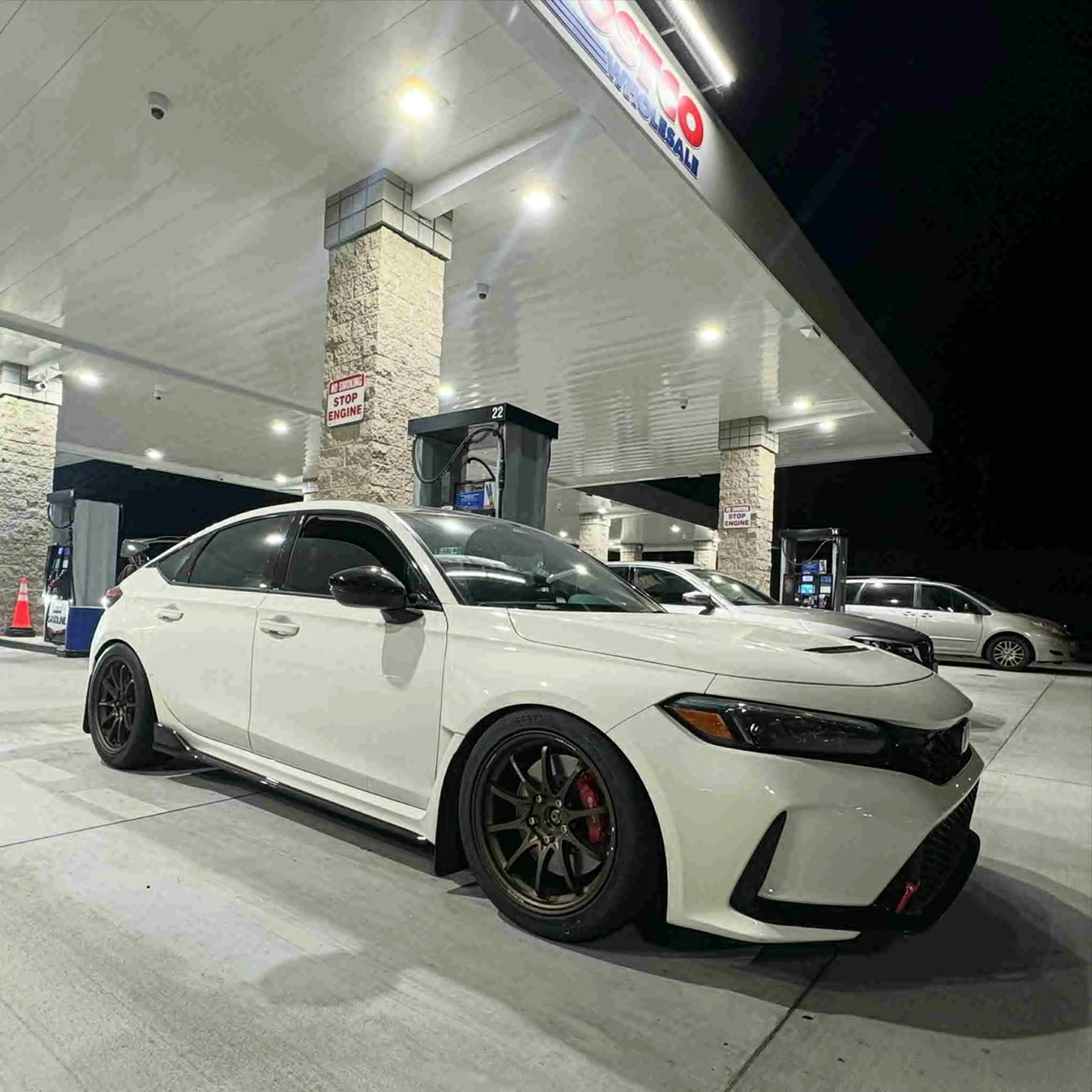 11th Gen Honda Civic Official CHAMPIONSHIP WHITE FL5 Type R Photos Thread 1759470383691-k6