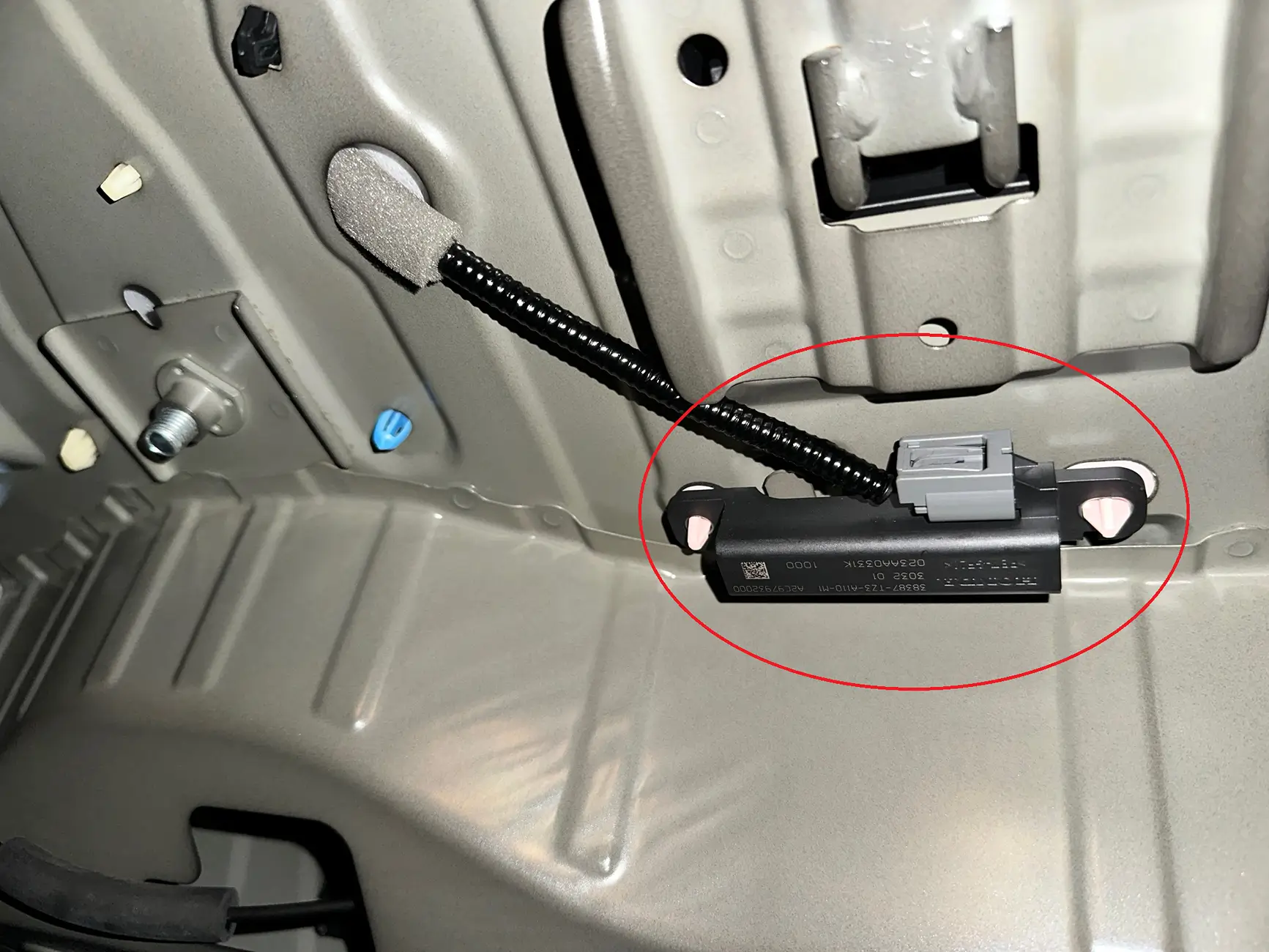 11th Gen Honda Civic Back panel rattle from sound system subrattl