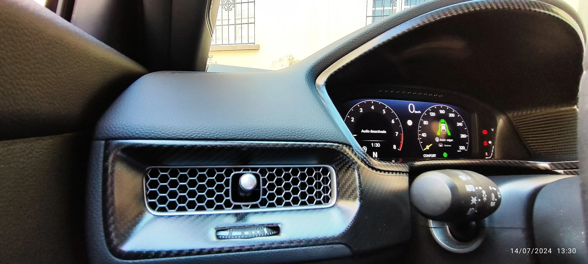 11th Gen Honda Civic FL5 interior dash piece damage IMG_20240714_133029